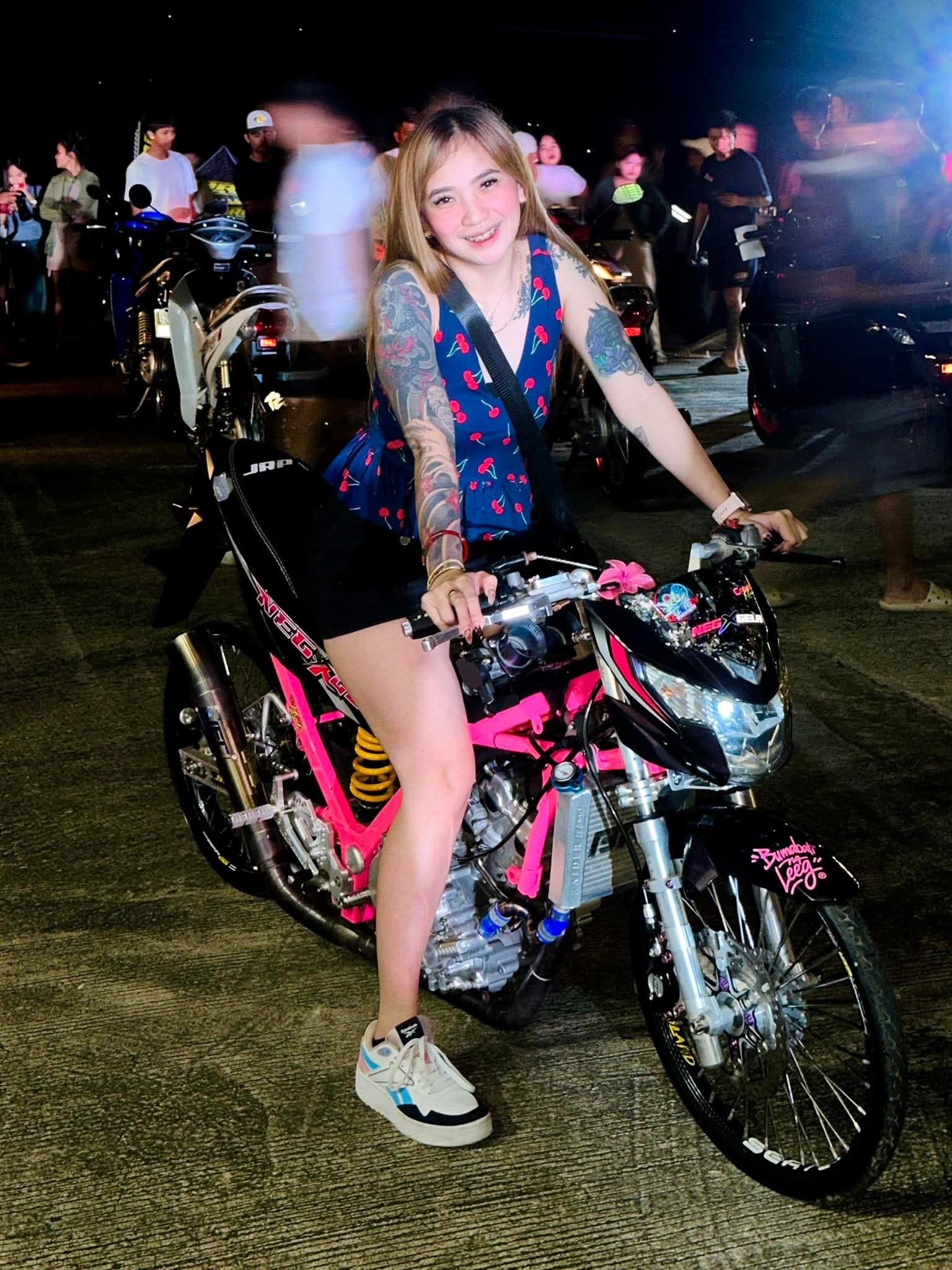 Lady Rider Spotted | Makati