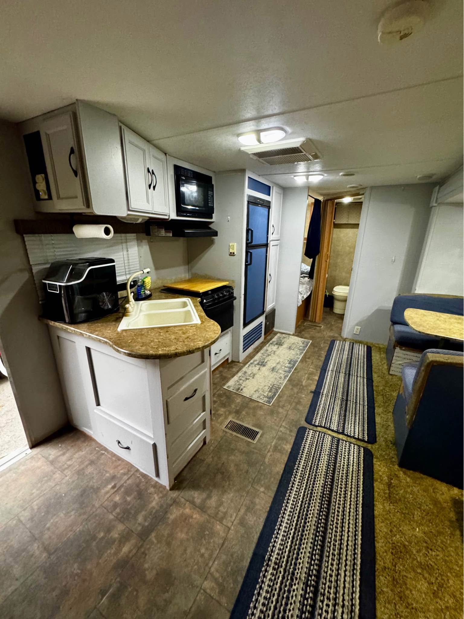 2011 Keystone Rv SPRINTER SELECT 26BH - RVs & Campers - Hooksett, New ...