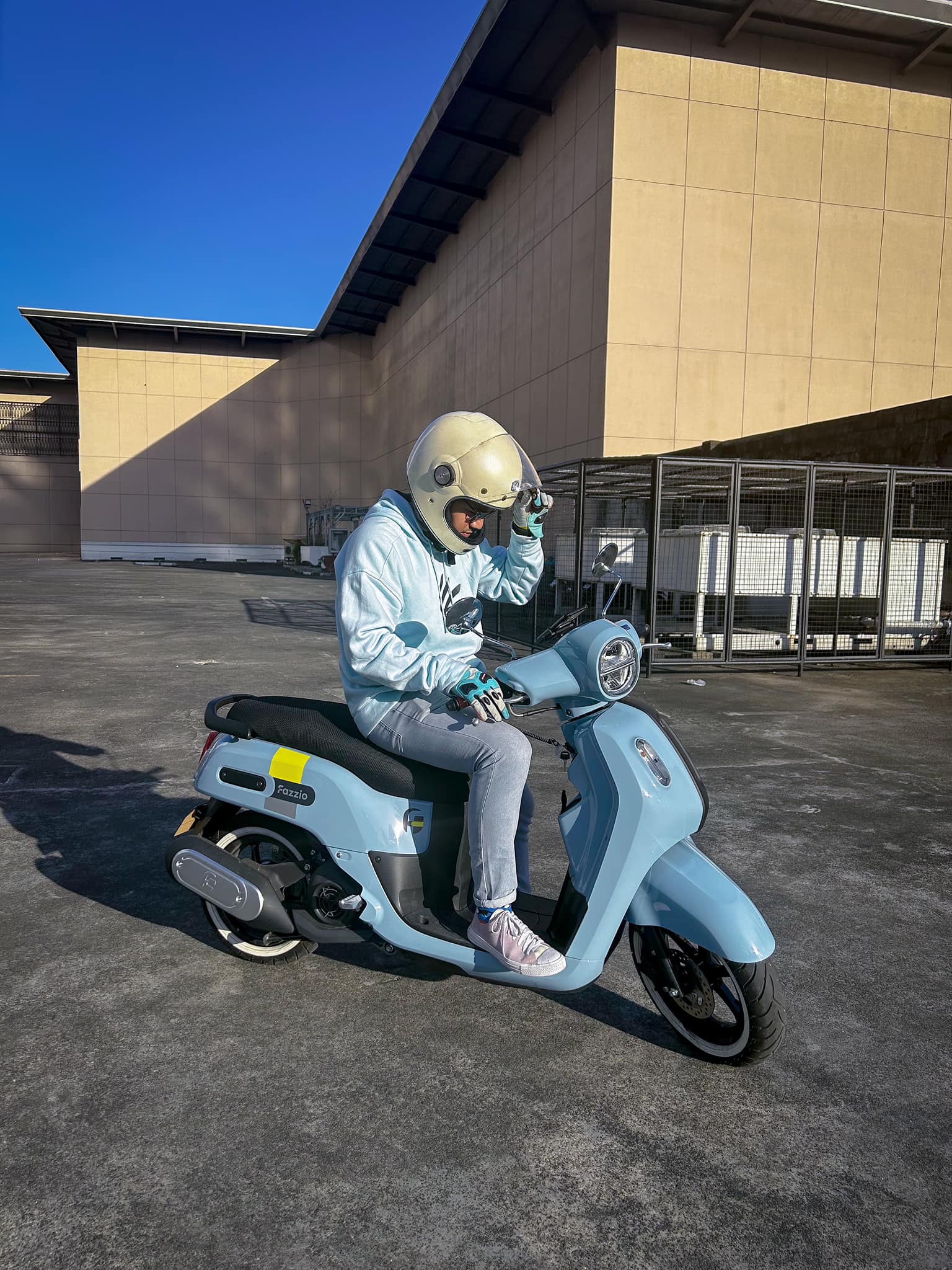 daytona motorcycle half helmets Skull Cap 2nd Amendment Helmet XS Electric Scooter Store He's definitely in the Color:South Bend Gold 