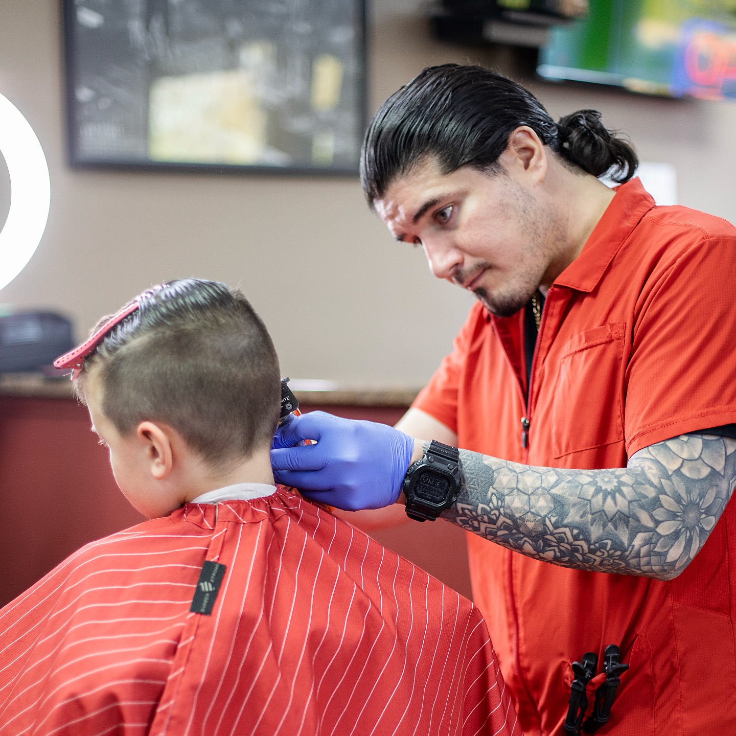 KINGS - Spring into a fresh look! 🌸 ️ As the season changes, it’s the ...