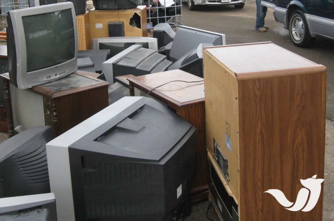 Community Recycling Programs in Waukesha County