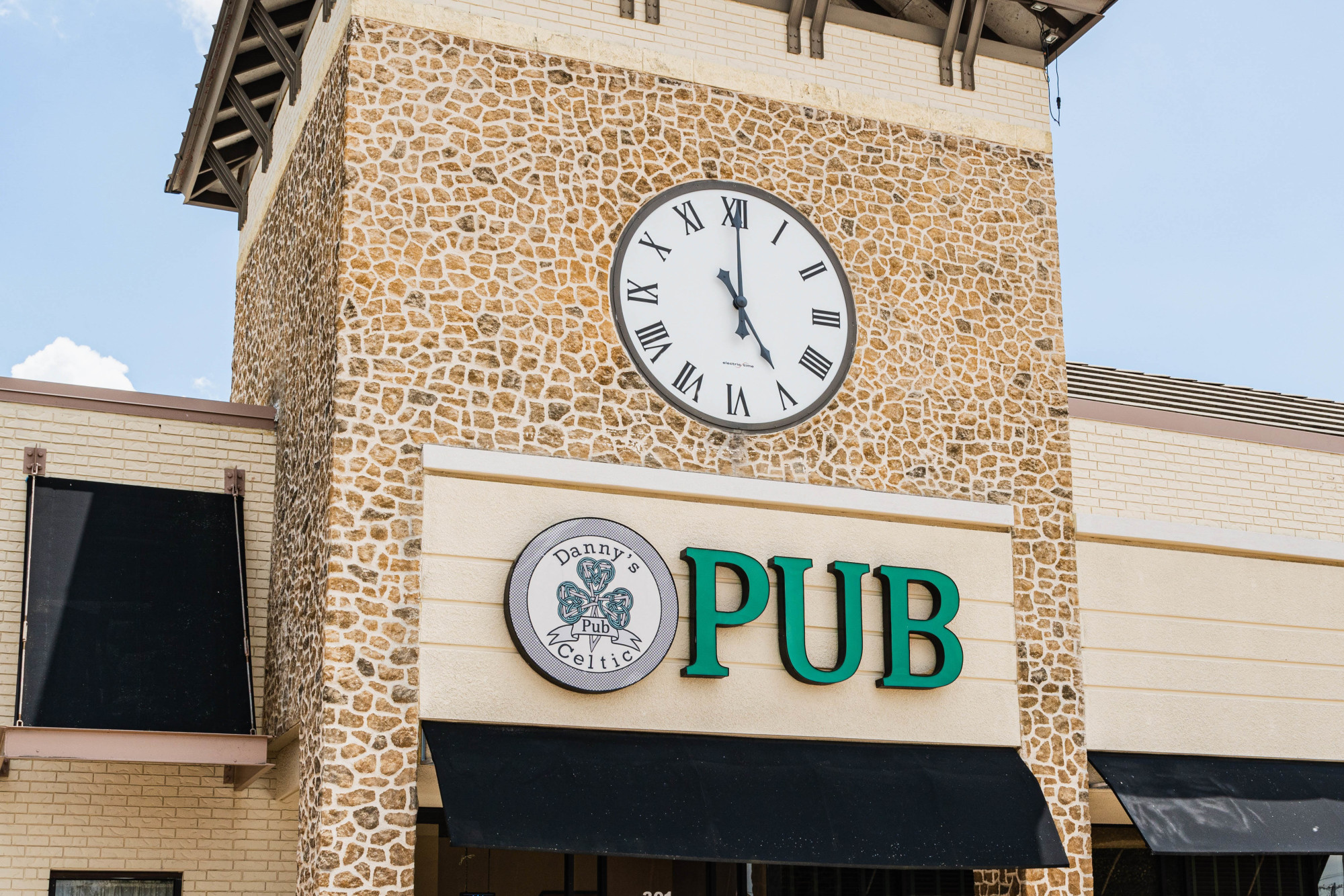 Danny's Celtic Pub | Bedford TX