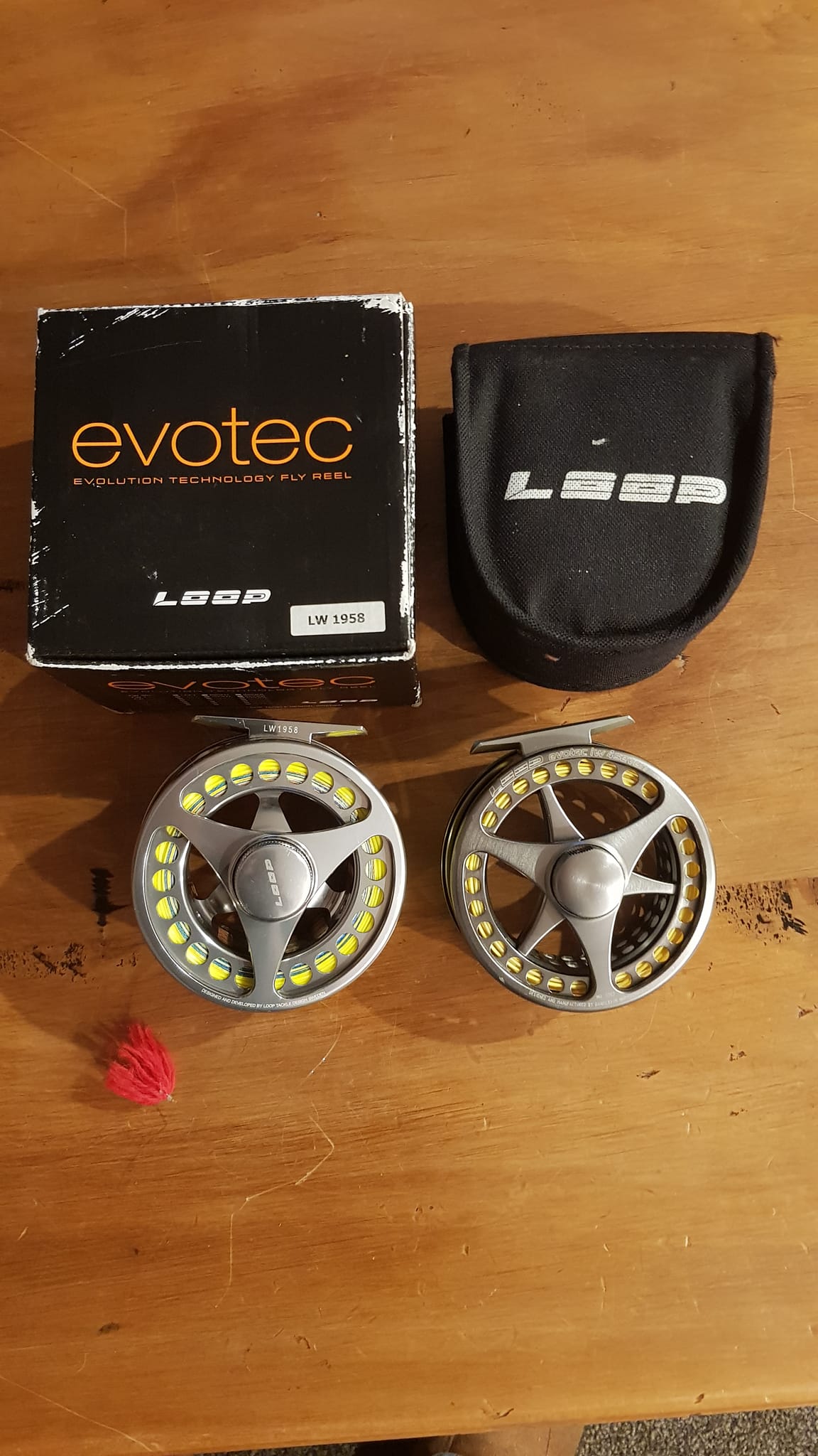 Is there a difference between a Loop Evotec lW 4seven reel and a