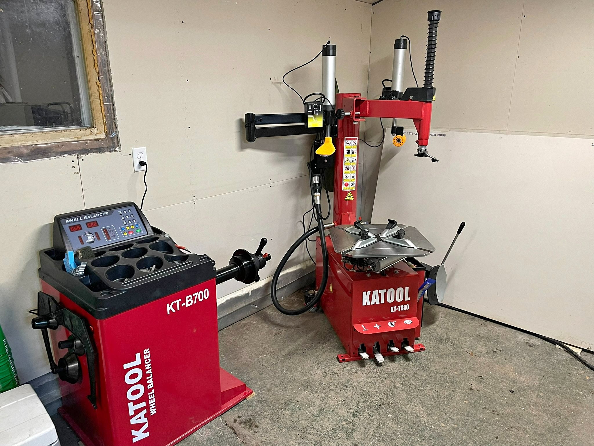 tire mounter changer balancer - Miscellaneous Tools - Seymour ...