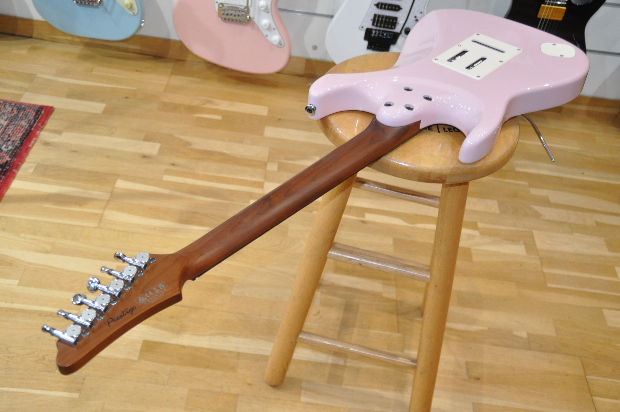 IBANEZ AZ2204NW PPK Pastel Pink / Prestige Made In Japan / 1799
