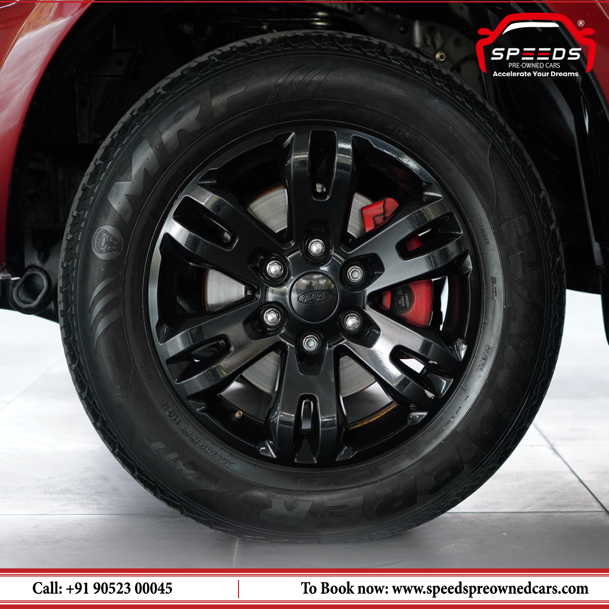 The Ford Endeavour Titanium 4x2 combines commanding road presence