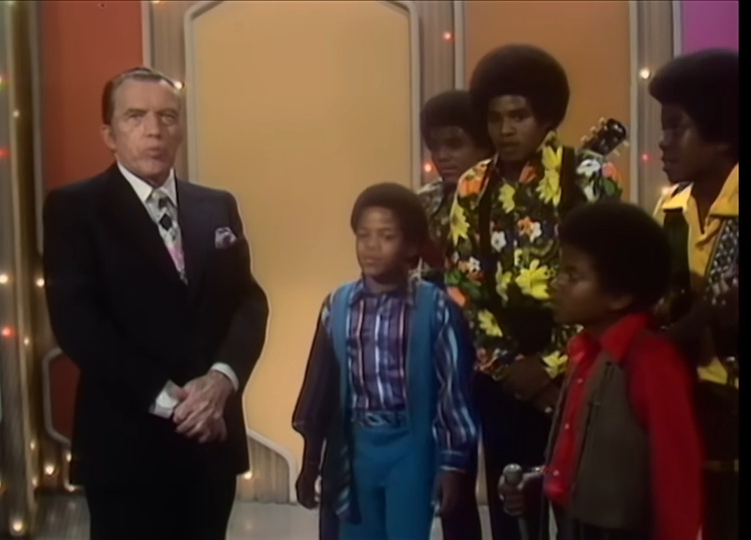 The Jackson 5 on THE ED SULLIVAN SHOW, May 10, 1970: https://www 
