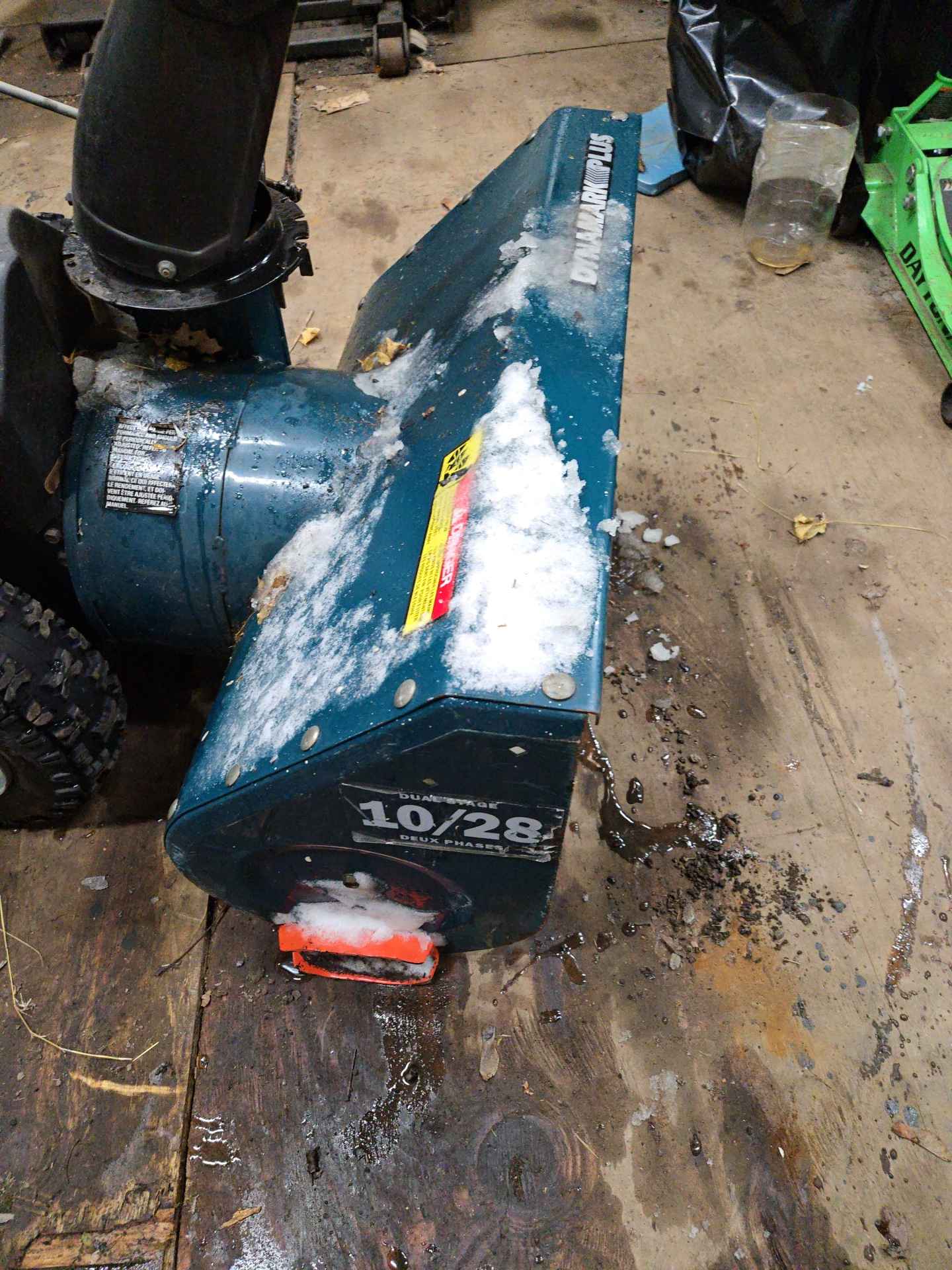 Dynamark Plus 10 HP 28 inch Snow Blower - Snow Blowers - Otisville, New ...
