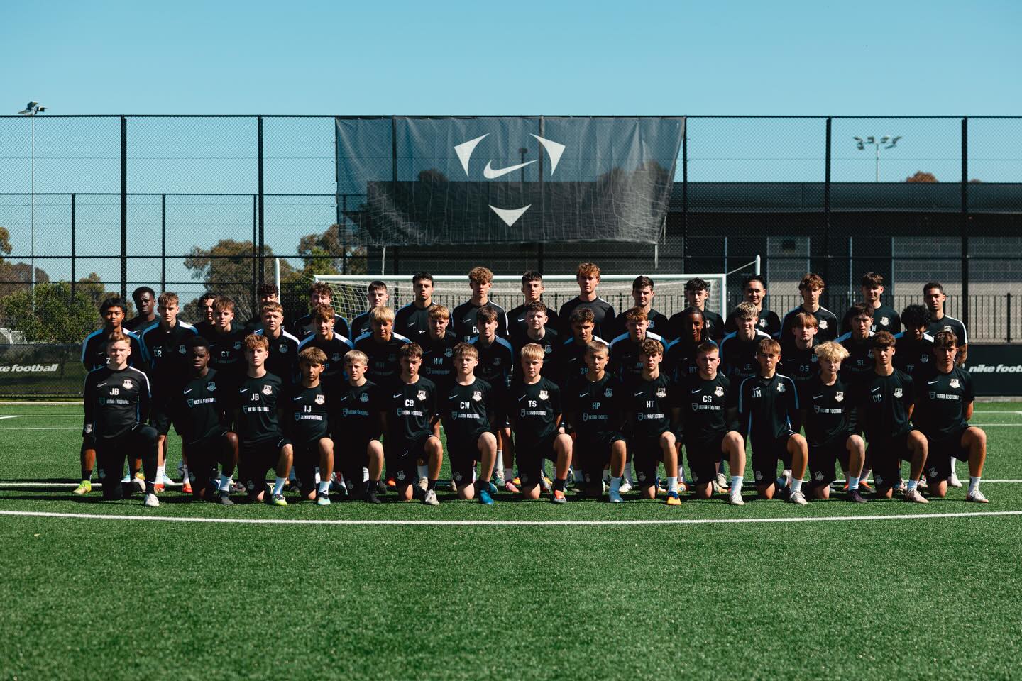 2 Halfs Football... - 2 Halfs Football Development