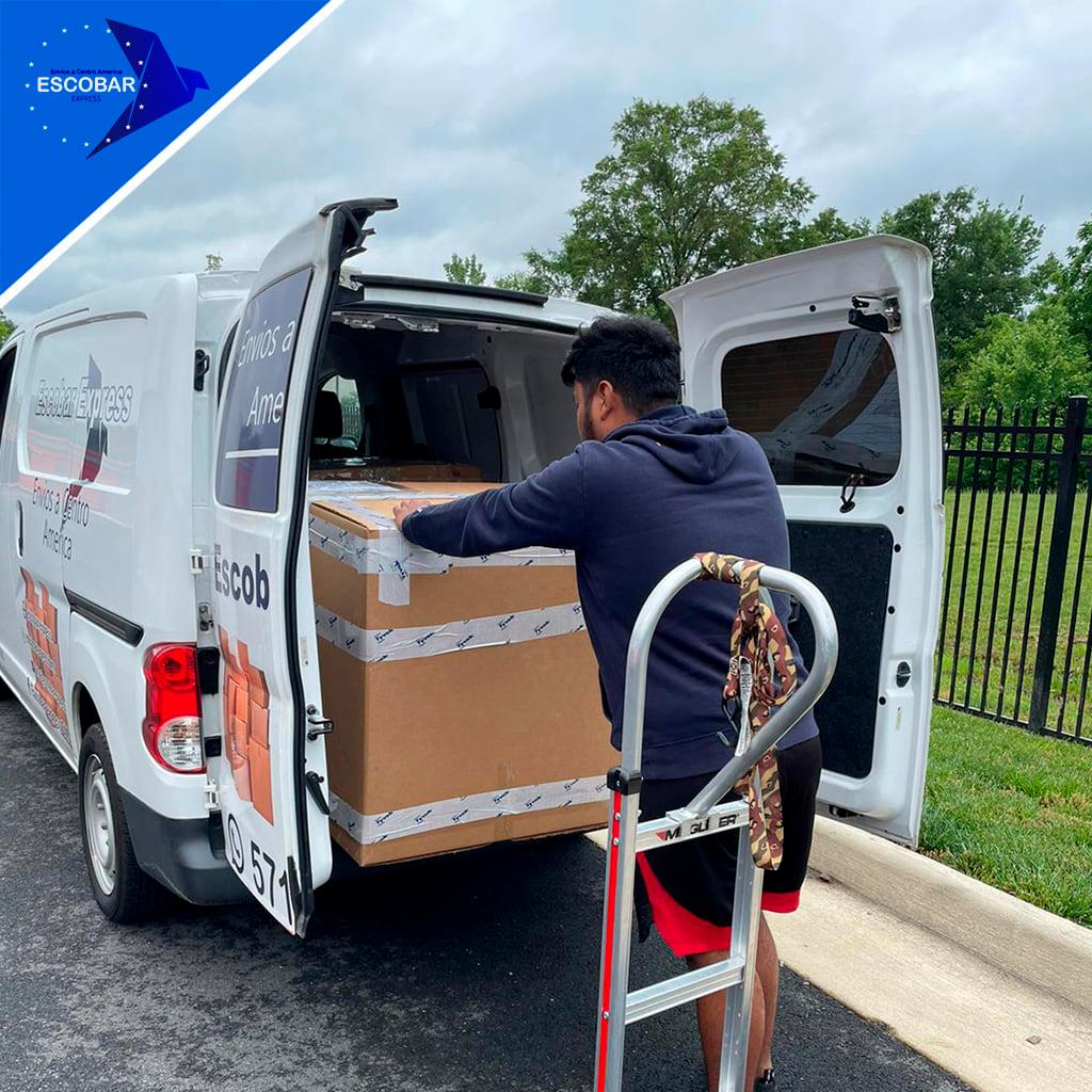 Nuestro equipo de logística trabaja... - Escobar express DMV
