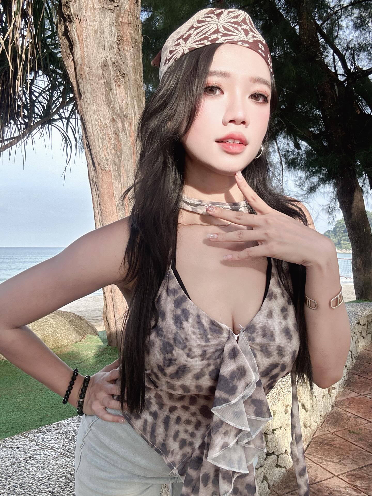 もょもと Momo.xoxo小魔- Momo.xoxo小魔added a new photo.
