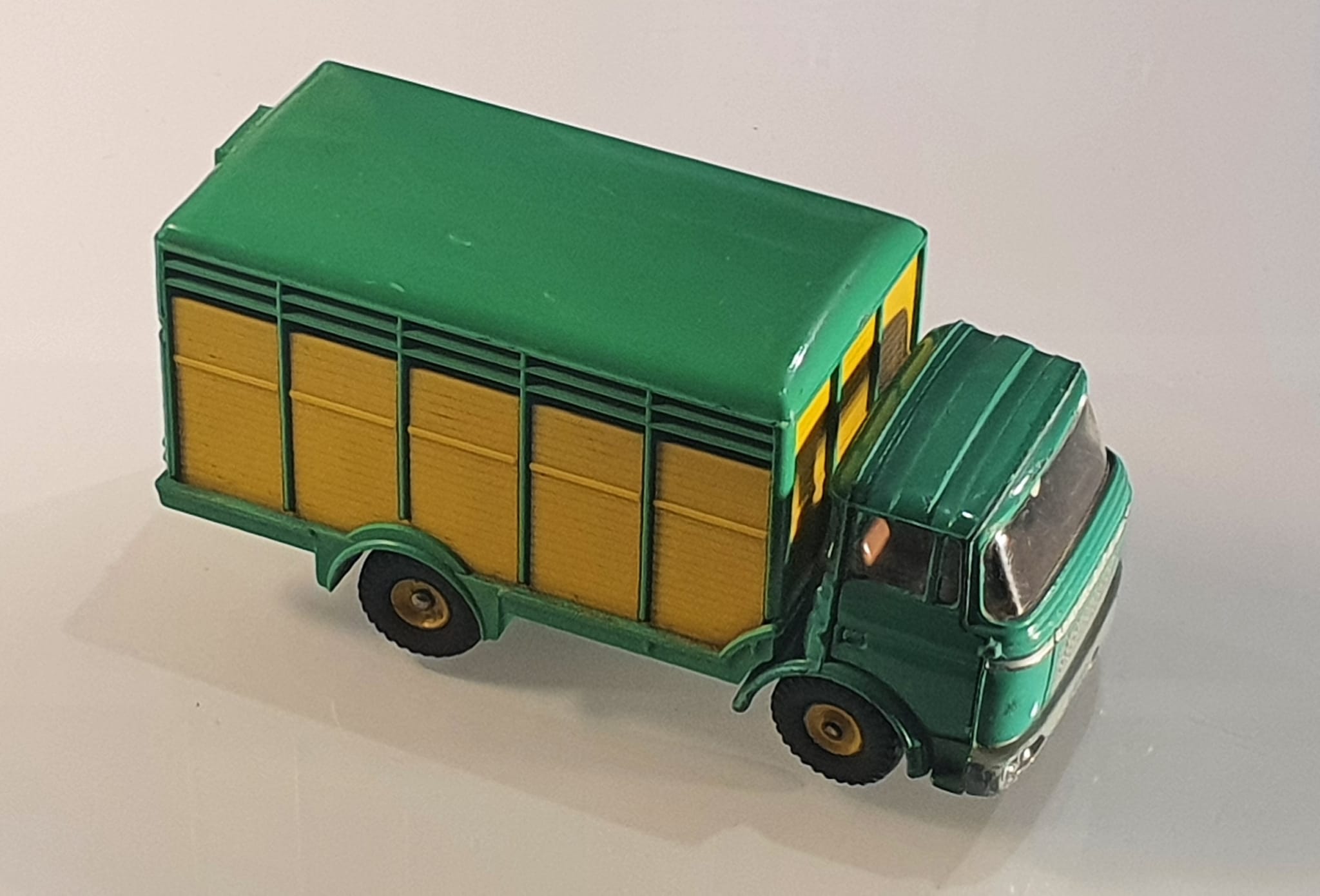 SOLD** Newly added for sale on our website. Dinky Super Toys 898