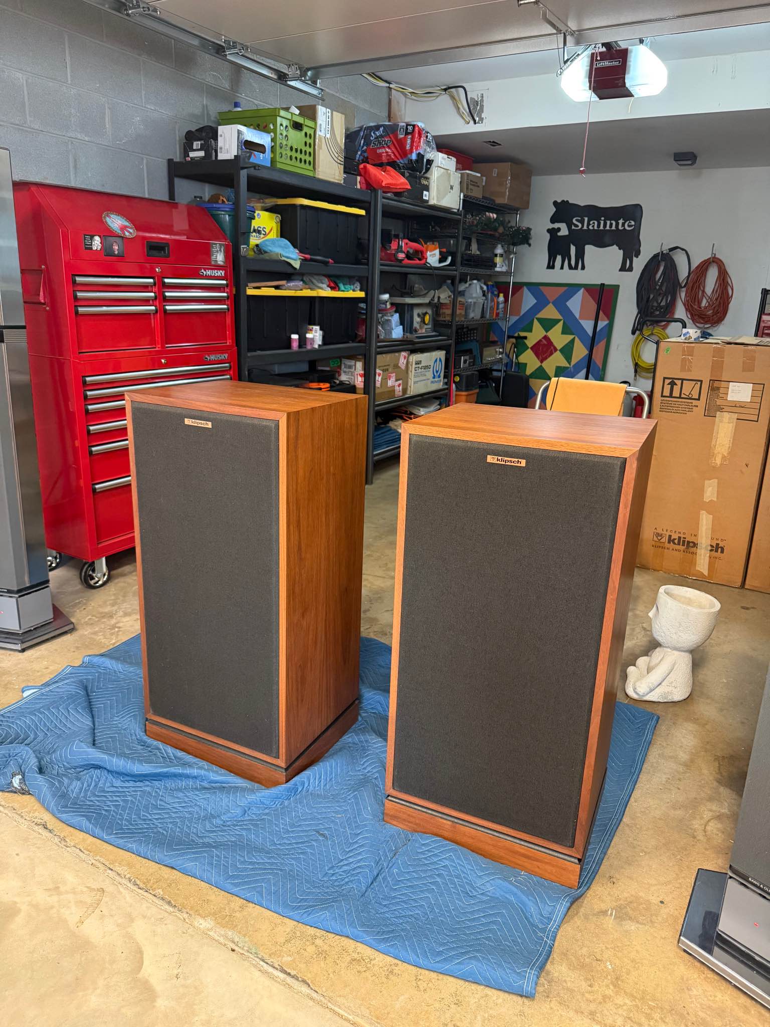 Klipsch Chorus Loudspeakers. - Area Rugs - Hume, Virginia | Facebook ...