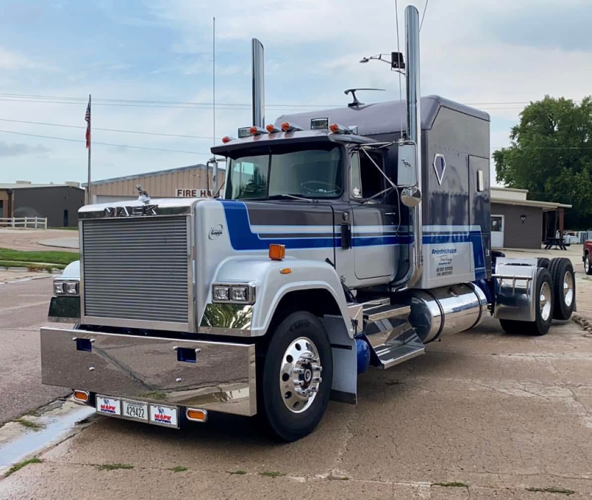 WI Big Rigs - WI Big Rigs added a new photo.