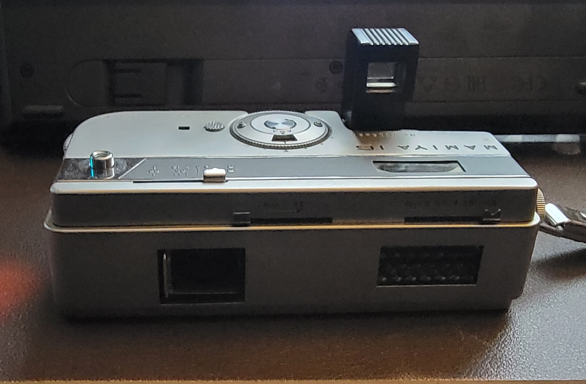 Mamiya 16 EE Deluxe camera review