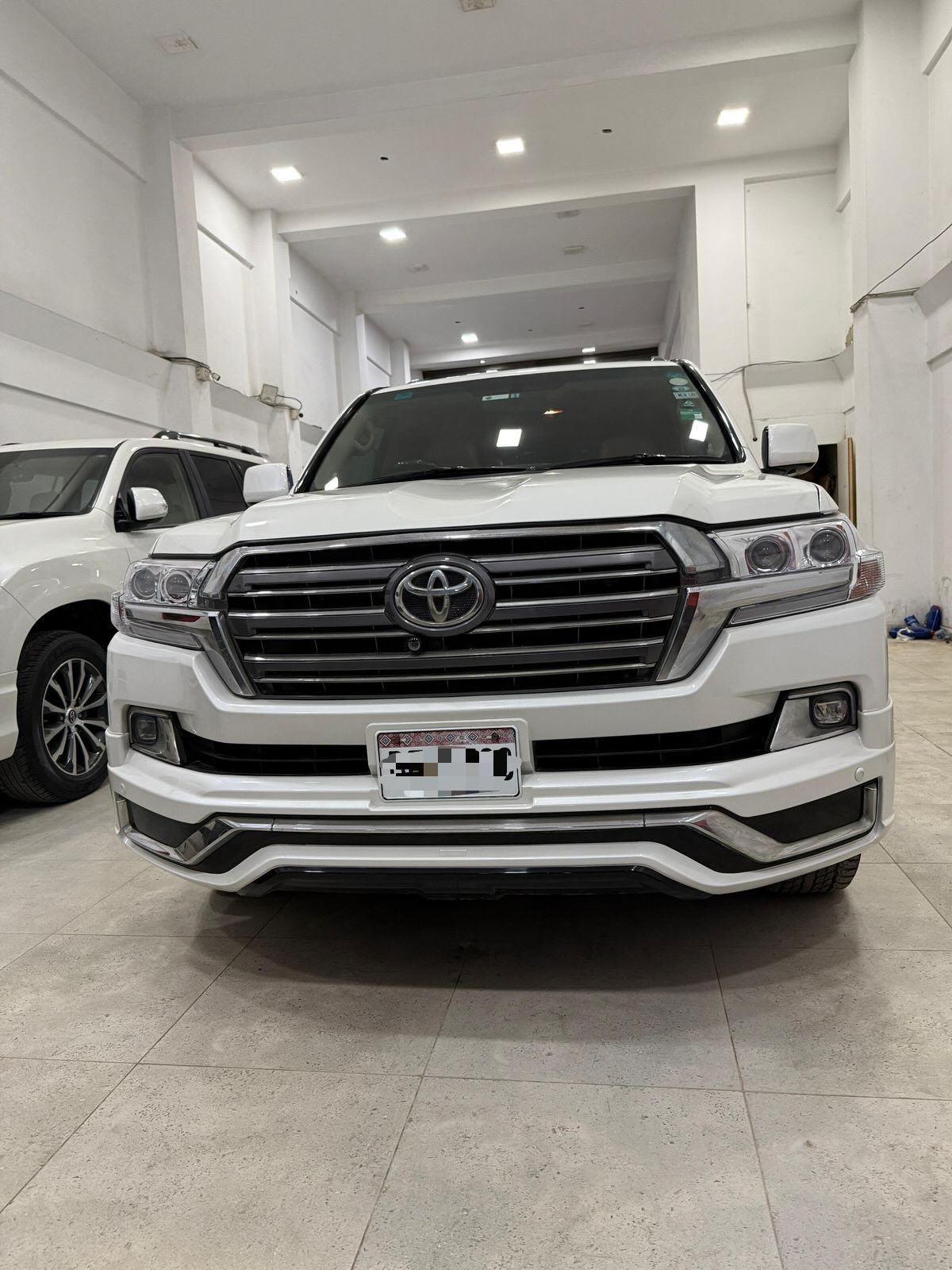 Legends Automobile | Karachi