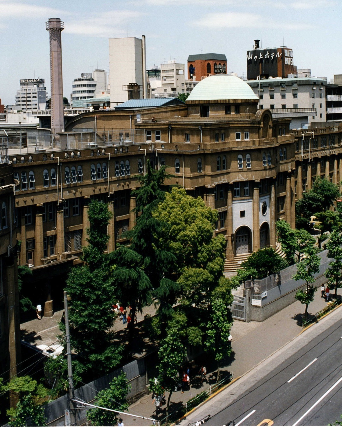 明治大学 神田キャンパス