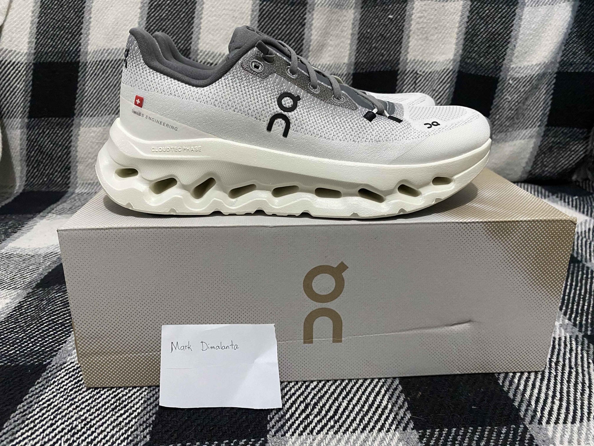 oncloud-shoes-cloudtilt-cloudmonster-cloud-6-athletic-manila