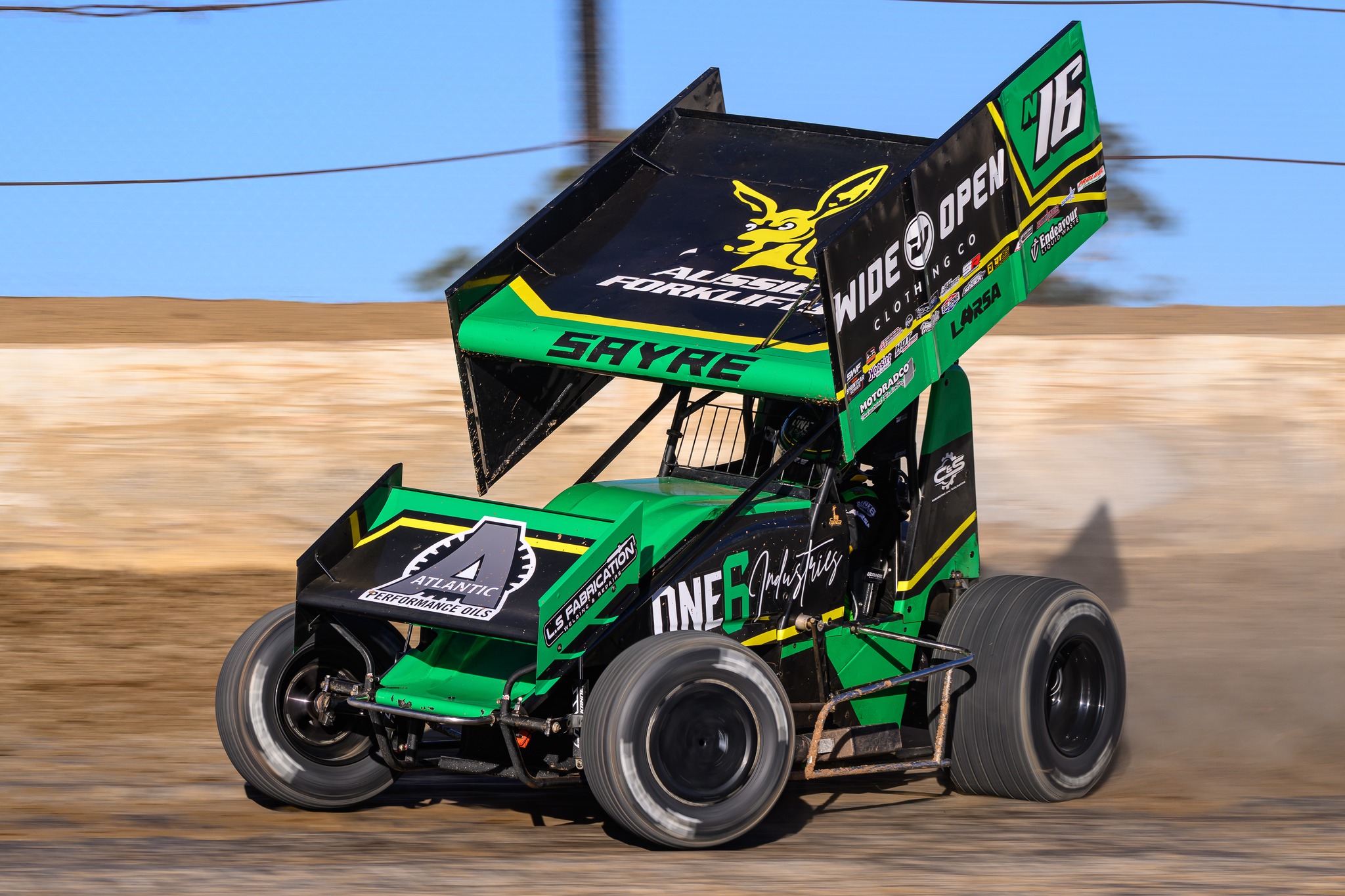 Aussie - Dubbo City Speedway Club played host to the NSW Sprintcar ...