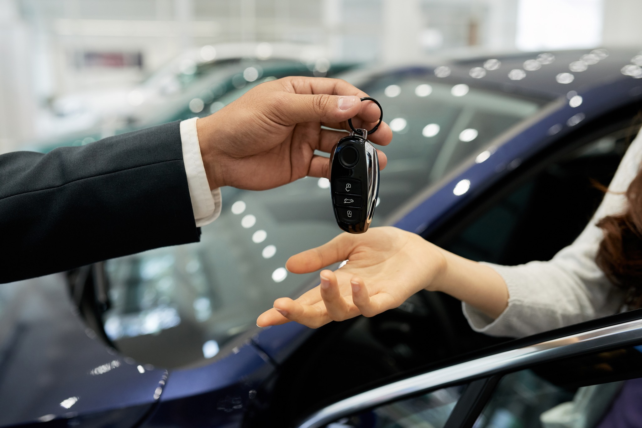 Elite - 💰 Buying vs. Leasing: Which lane should you pick? One of the ...