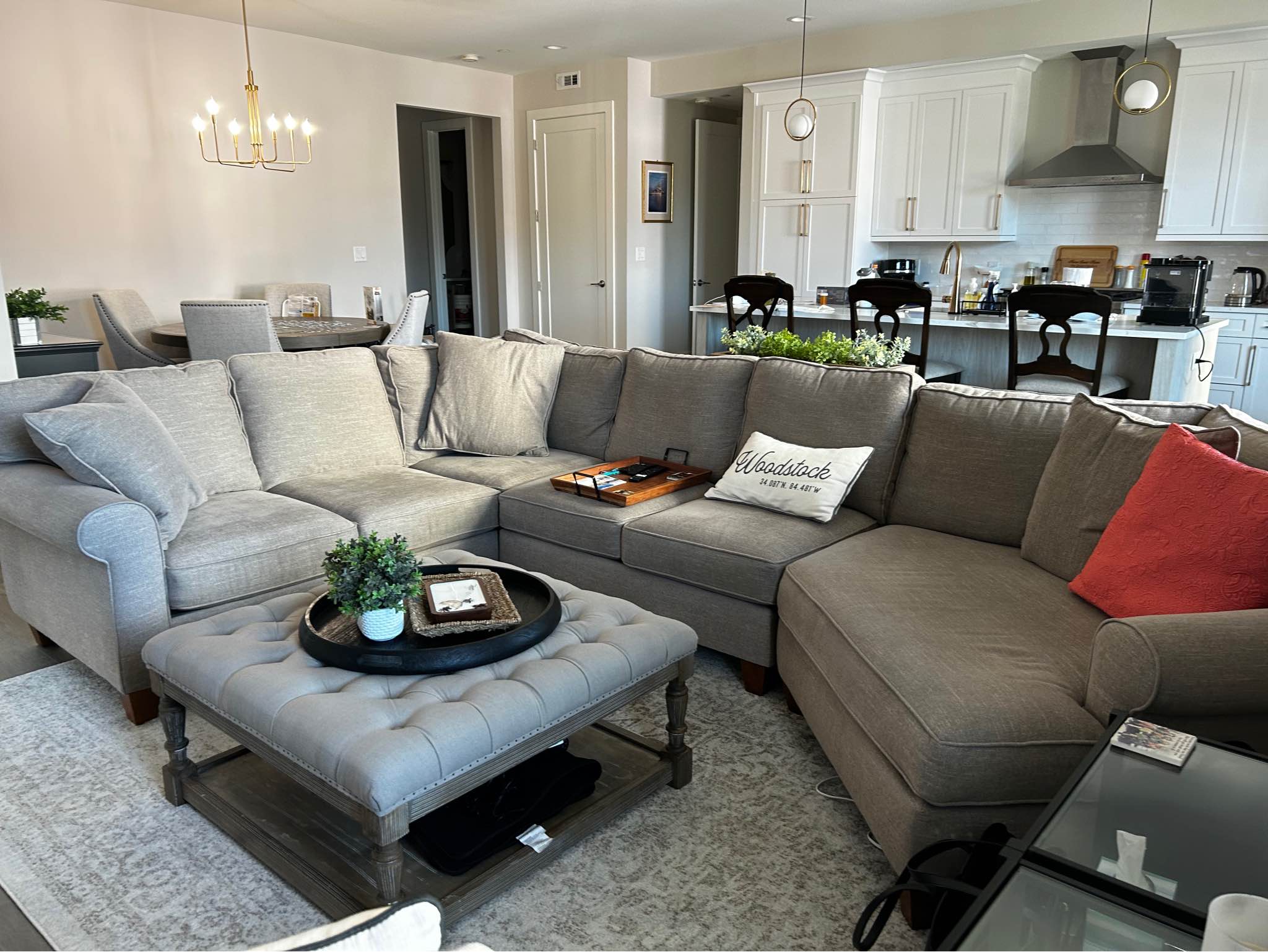 Havertys Sectional With Cuddler