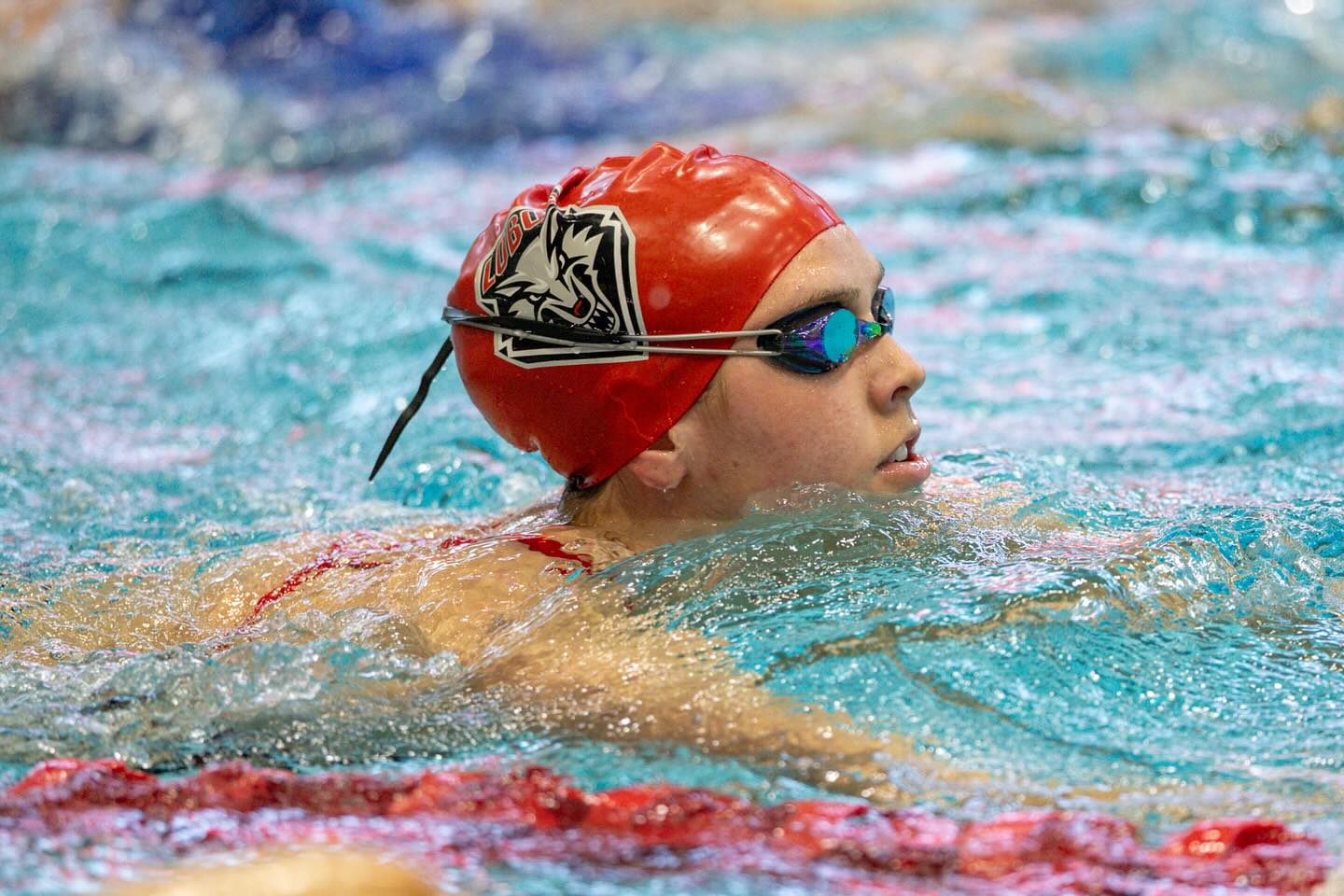 University of... - University of New Mexico Swimming & Diving