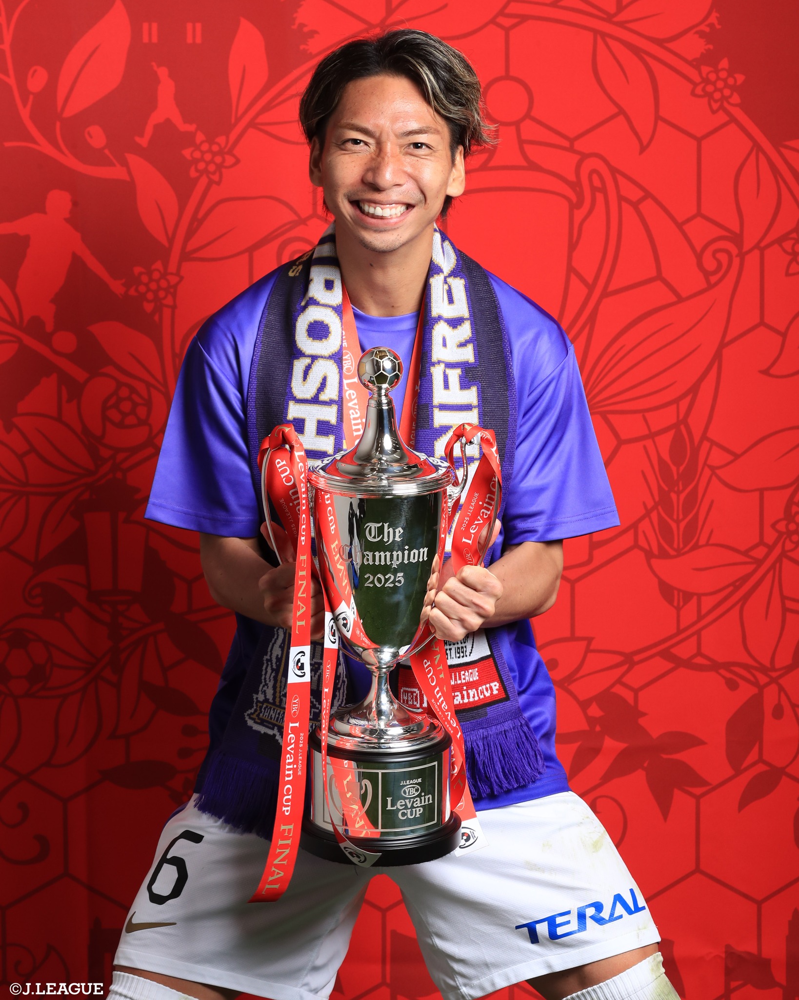 🟣𝐖𝐈𝐍𝐍𝐄𝐑𝐒 𝐏𝐇𝐎𝐓𝐎🟣 🏆 2025JリーグYBCルヴァンカップ