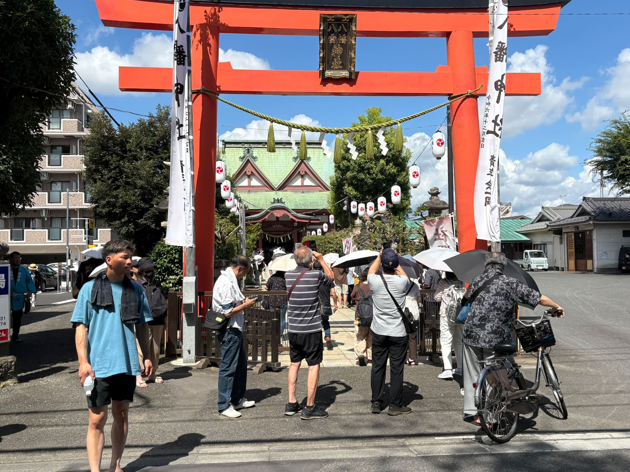 令和八年八月八日 八王子八幡八雲神社 特別御朱印をお求めに多くの参拝