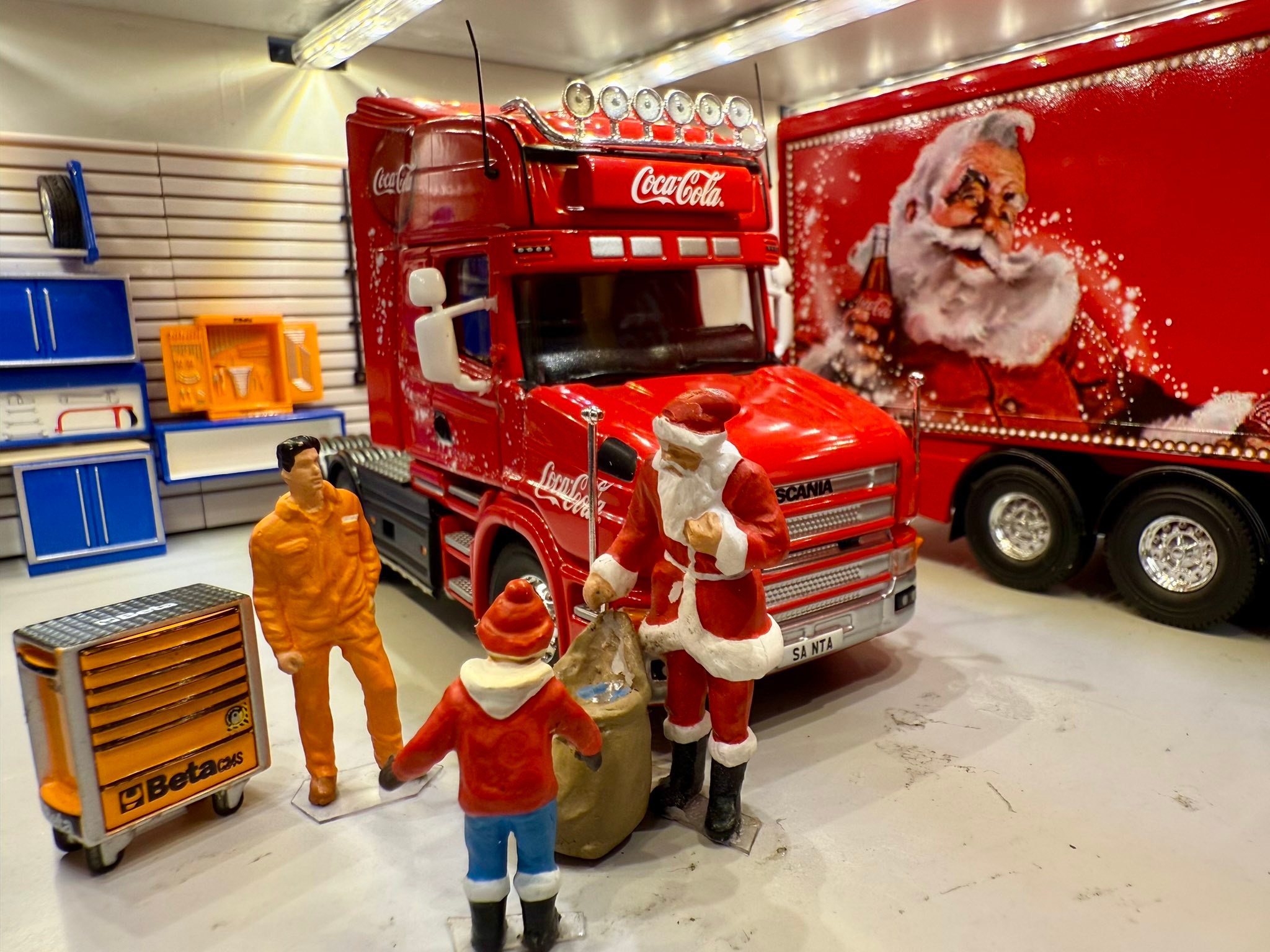 Coca Cola Christmas Truck🎅🏻 Scania T480 🎄 CORGI Die-Cast