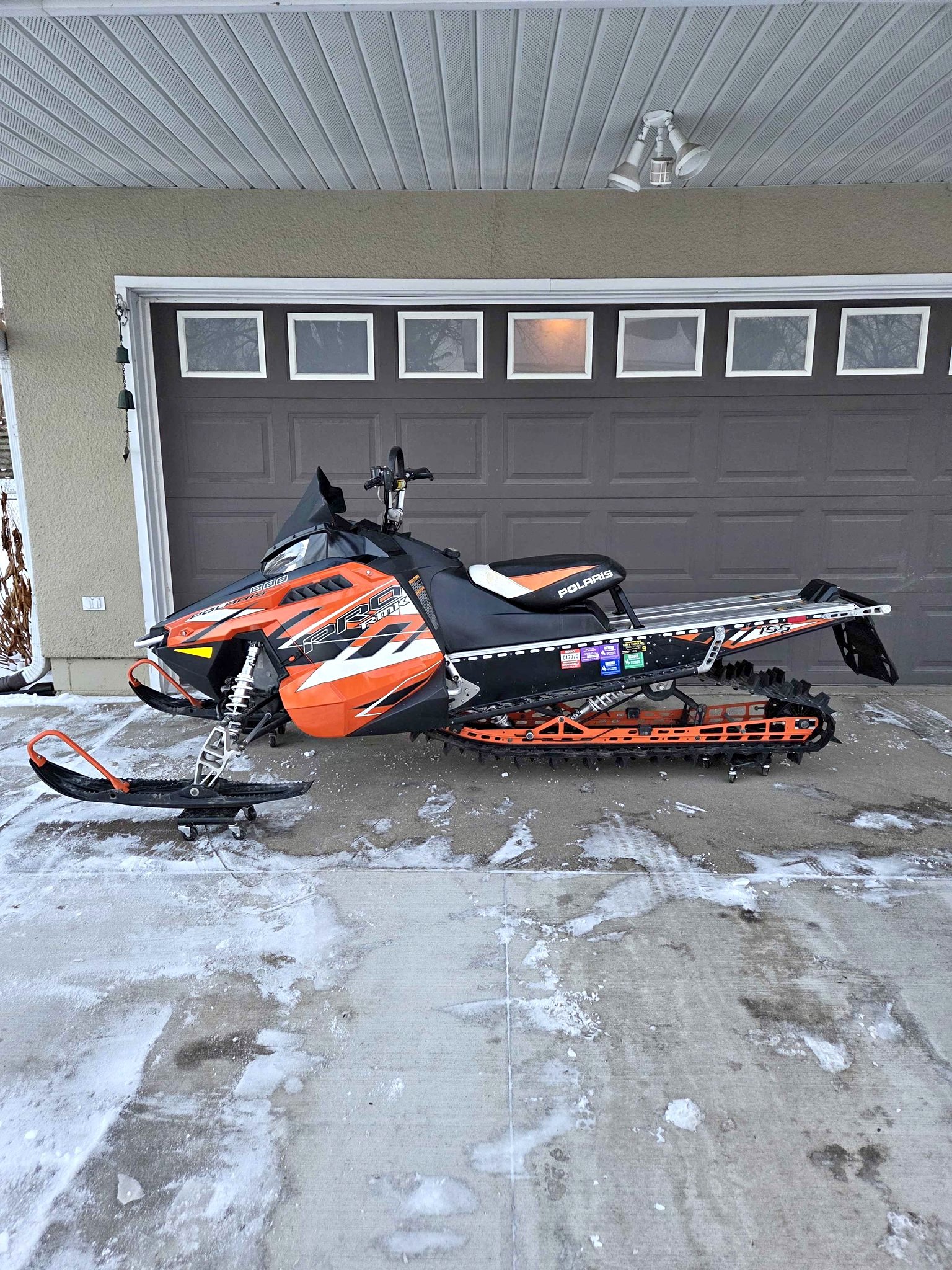 2015 Polaris Pro RMK 800 mountain snowmobile - Powersport Vehicles - La