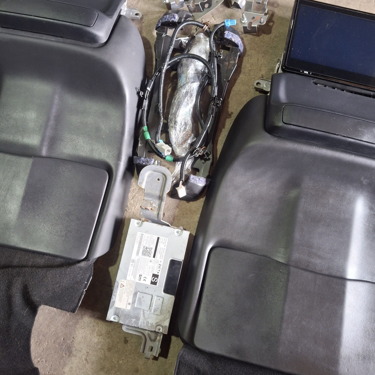 AutoBridge Traders Land Cruiser v8 zx & Prado Parts | Lahore