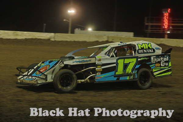Black Hat Photography added a new... - Black Hat Photography