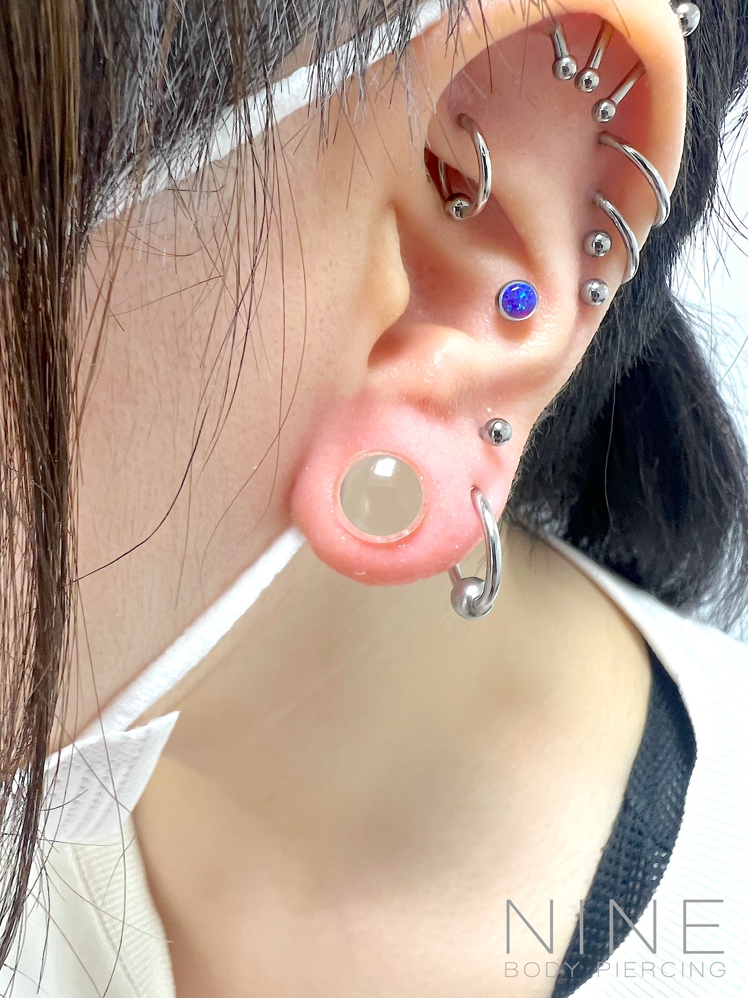 NINE - Lobe with Gorilla Glass Simple Plug 0Ga Crystal Gorilla 
