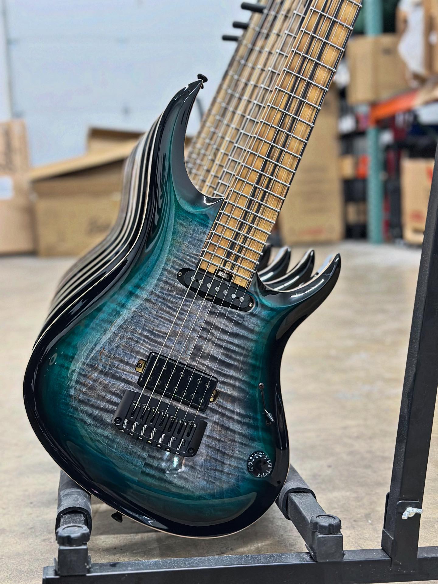 Devin Shidaker Diablo DS-7 guitar specs and features