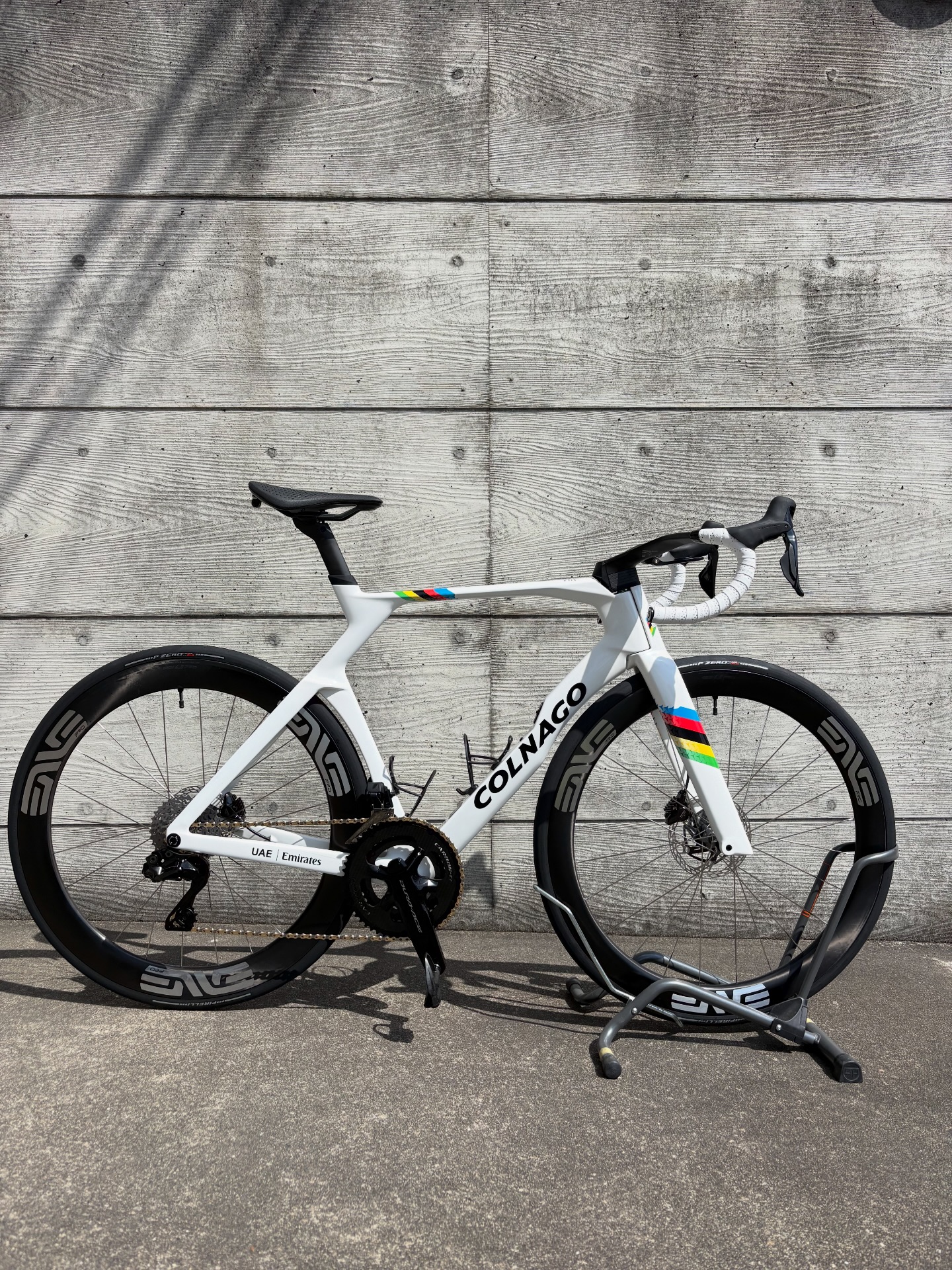 cannondale HOOLIGAN 1 レフティフォークを採用する唯一無二のミニベロ 