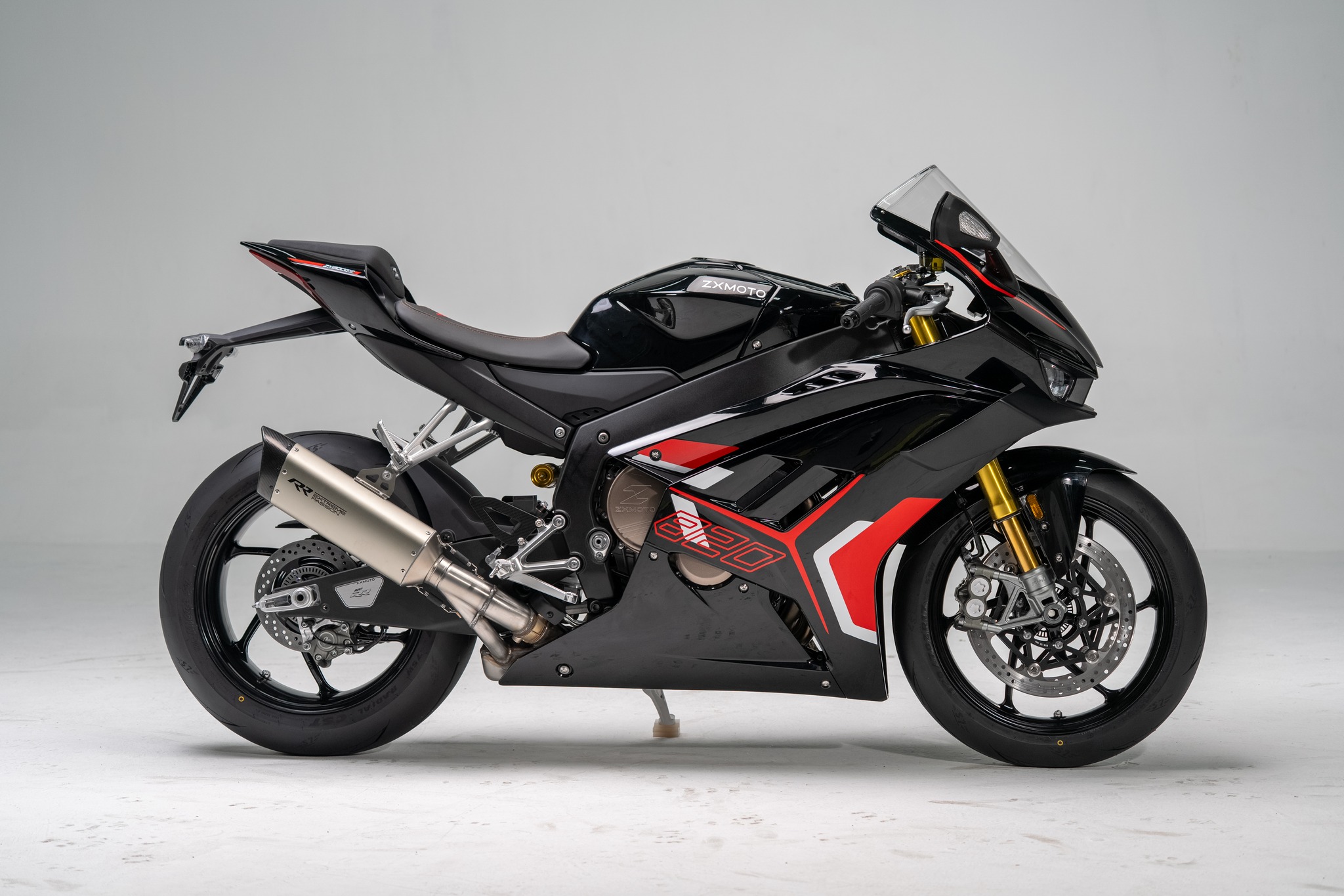 ZX820RR a machine that is dominating WSBK SSP 6 time winning