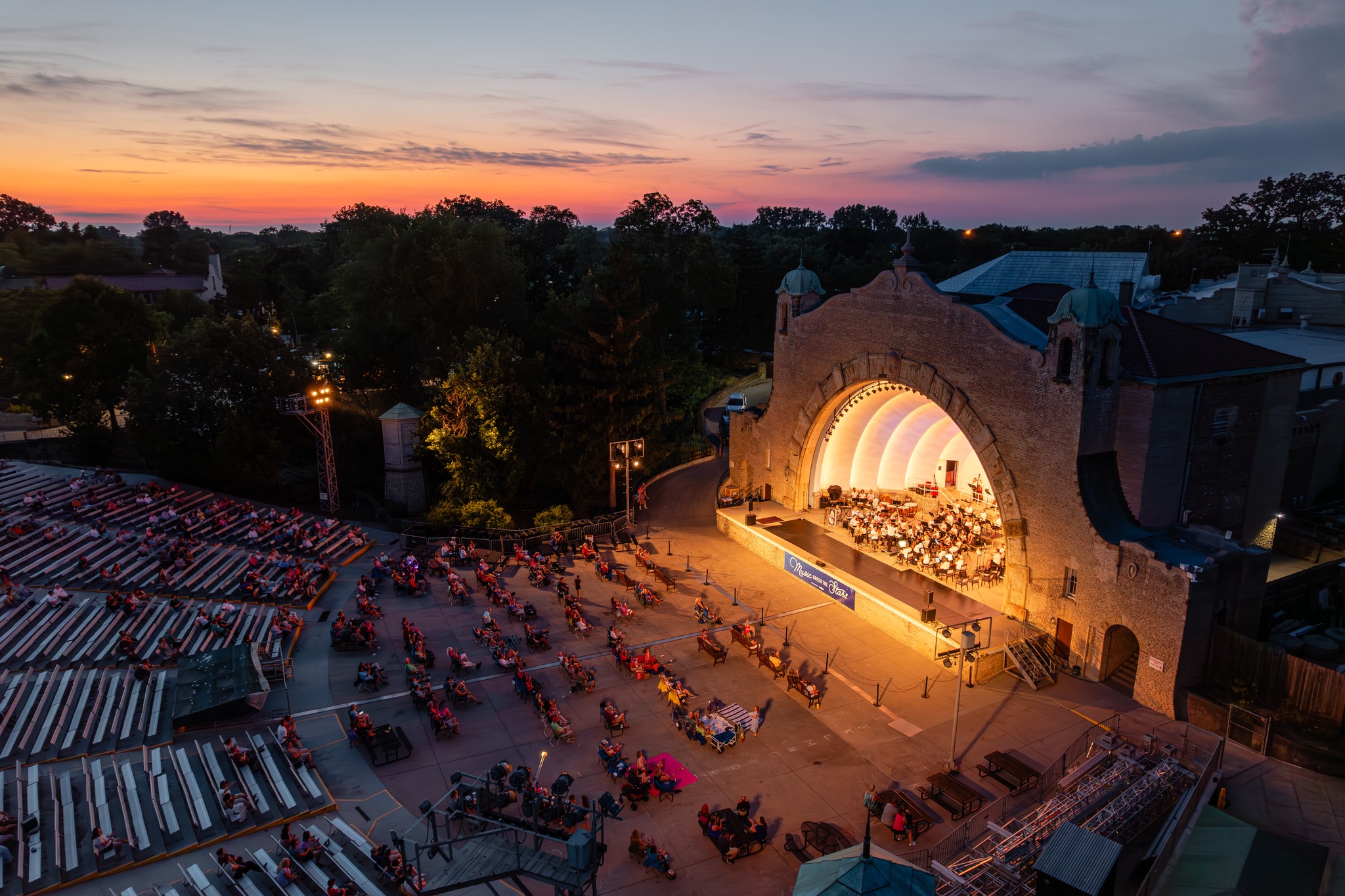 Stars, songs & Sunday summer nights! Experience Music Under ...