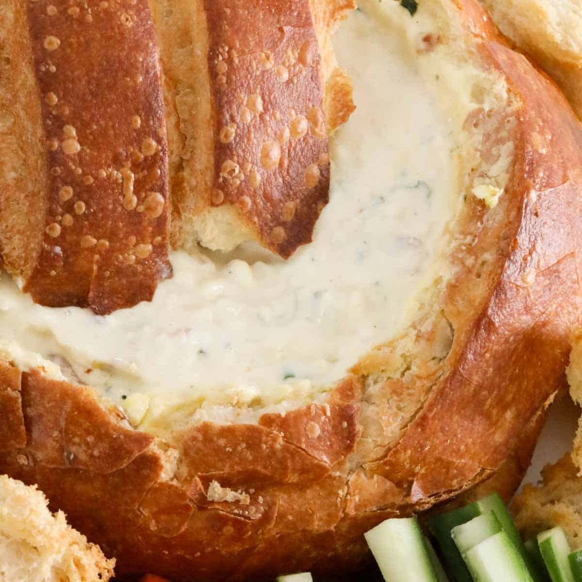 Bake Play Smile - FRENCH ONION COB LOAF 🧀🥖🔥 The most... | Facebook