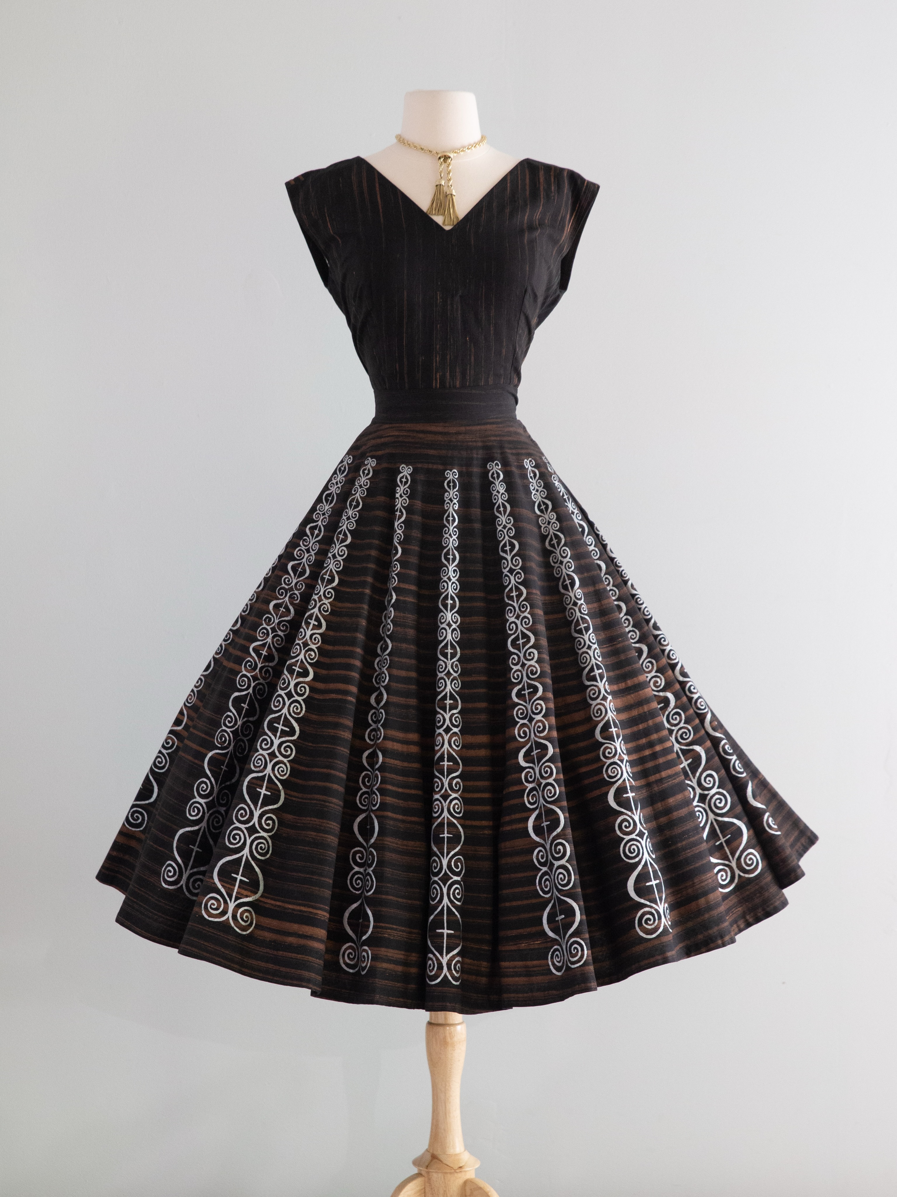 vintage tulle dress Dot Tulle A Line V Neck Tea Length Short Vintage Wedding Gown  TANYA BRIDAL