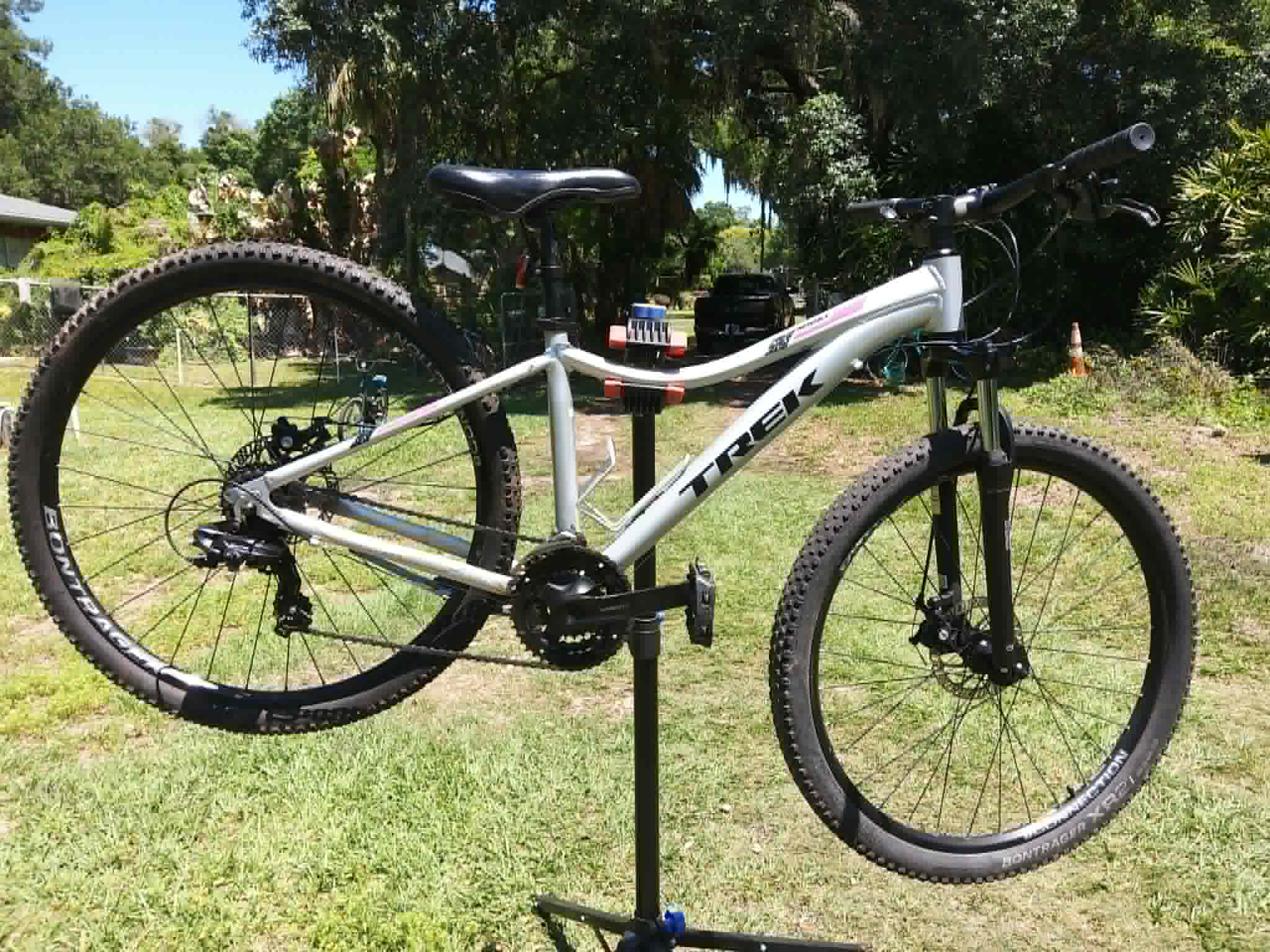 trek cruiser bicycles BALINGE 24 Inch Bicycle 7 Speed，Beach Cruiser Bike for Women，24” Womans Bike Pink，Hybrid Cruiser Bike 7 Speeds Hybrid Bike for Women,Light Blue, 24 Inch : Sports & Outdoors backpacks-multi House to park Color:TNF Black eBags Professional Slim Laptop