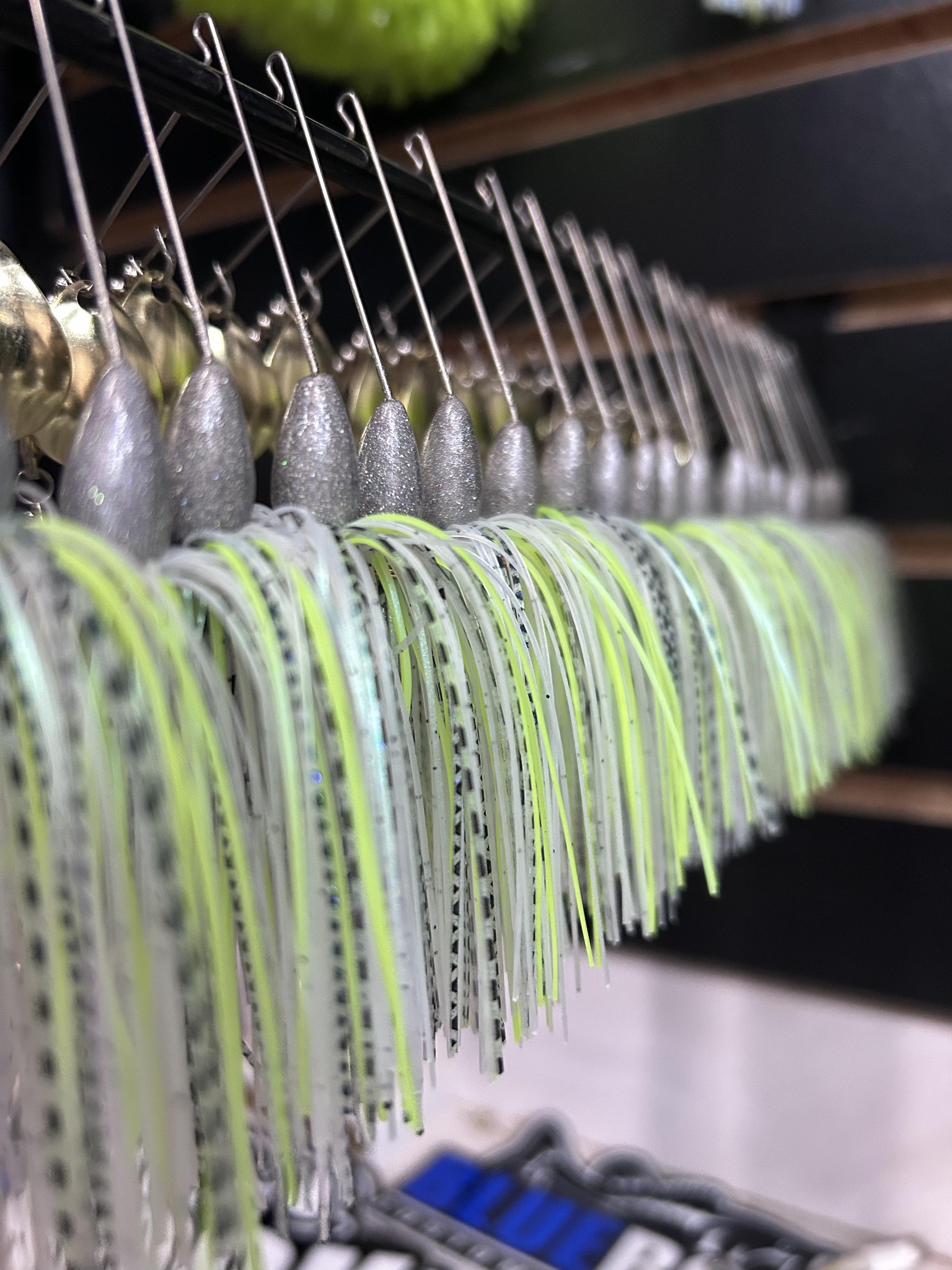 blue rock fishing lures Tail Spinner – Compact Blade Bait for Bass & Multi-Species – Fishermans Central quality bucktail and premium hooks Carpenter Blue Fish BF100-200 Topwater
