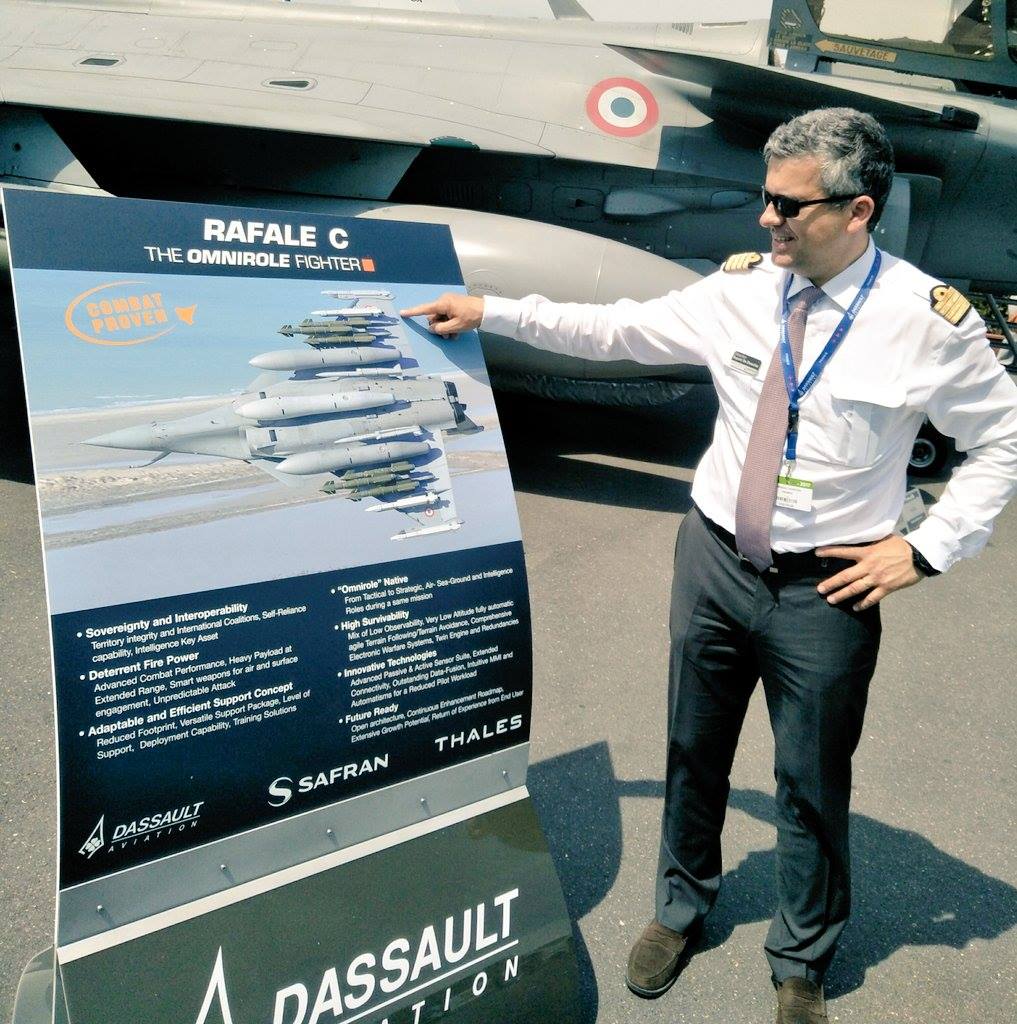 LiveFist - Dassault Aviation pilot Sébastien Dupont de Dinechin who ...