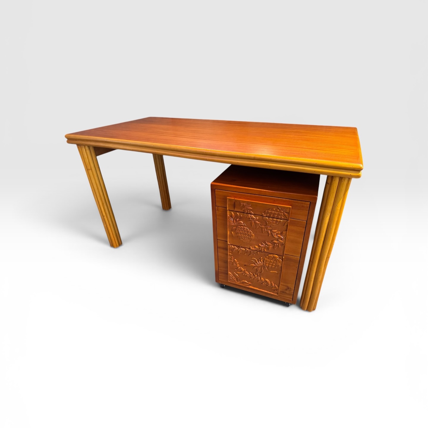 Tropical - Rattan Lamp Table #ハワイアンインテリア #インテリア 