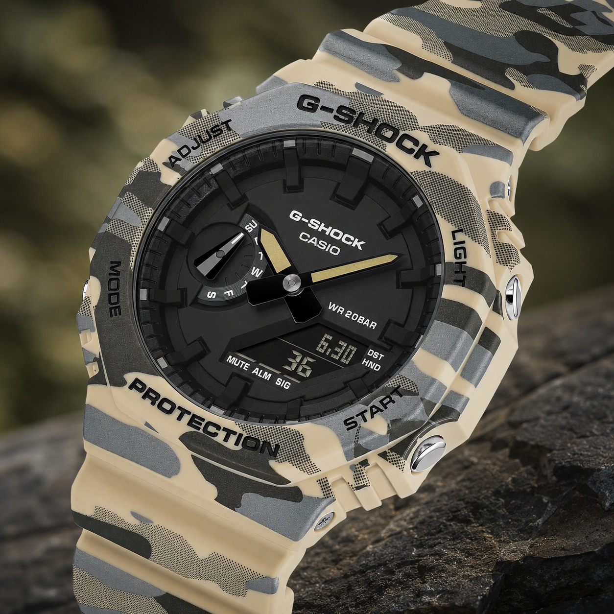 メンズ 美品 CASIO G-SHOCK GA-2110SU-3AJF 腕時計