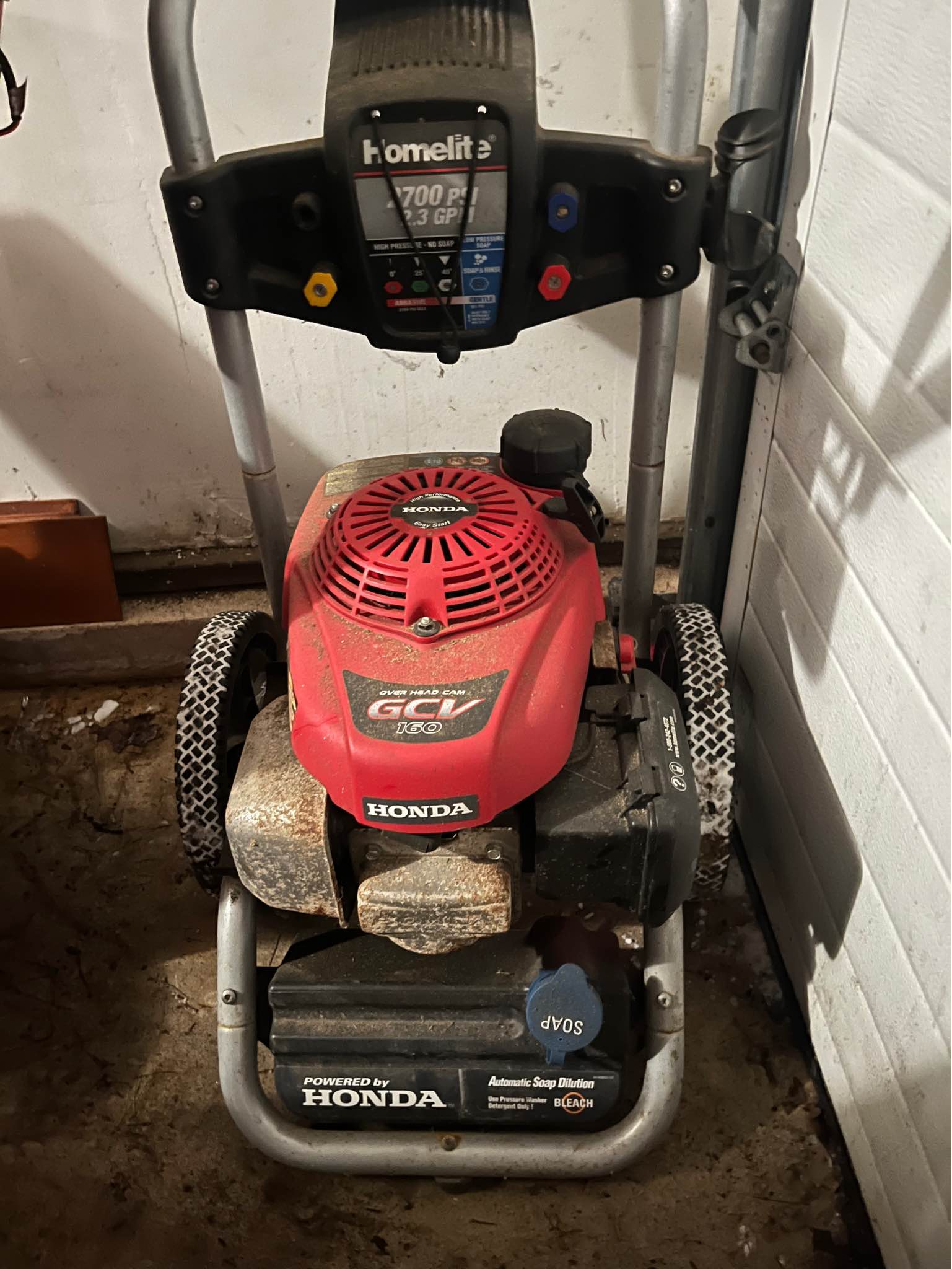 Pressure Washer - (Homelite 2,700 psi, 2.3 gpm) GCV 160 - Pressure ...
