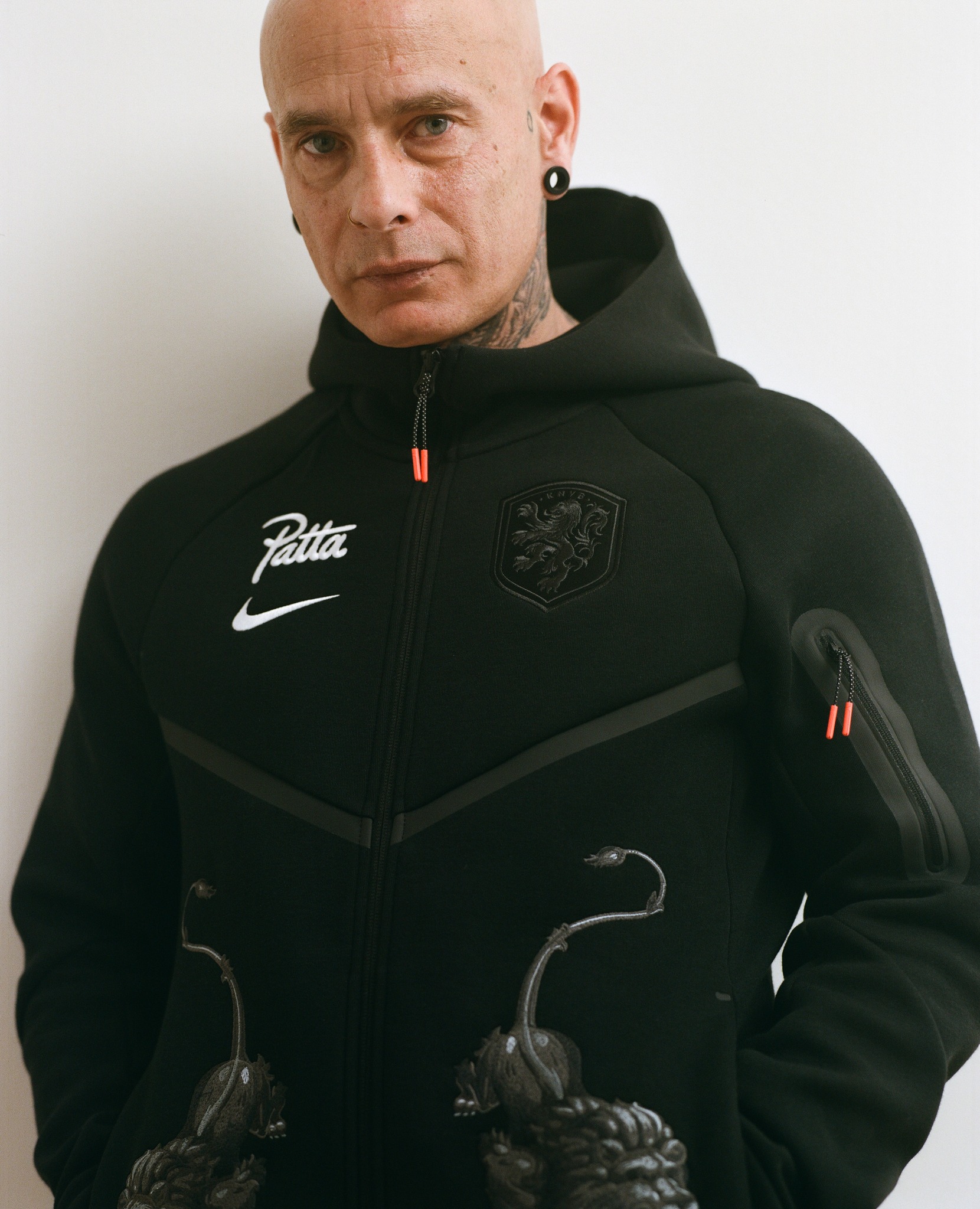 Netherlands x Patta. X2: Nike 
