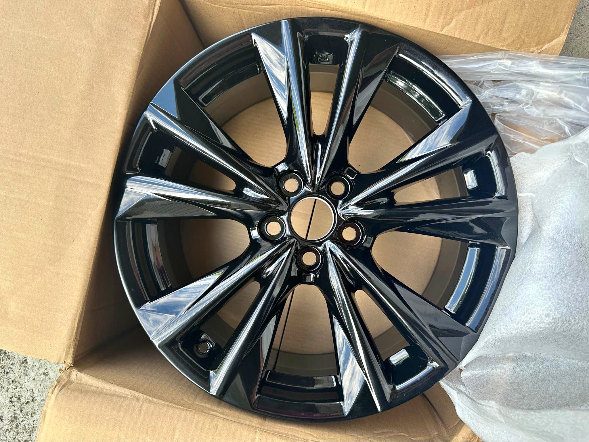 19 inch lexus OEM wheels - Car Wheels, Tires & Parts - Brentwood ...