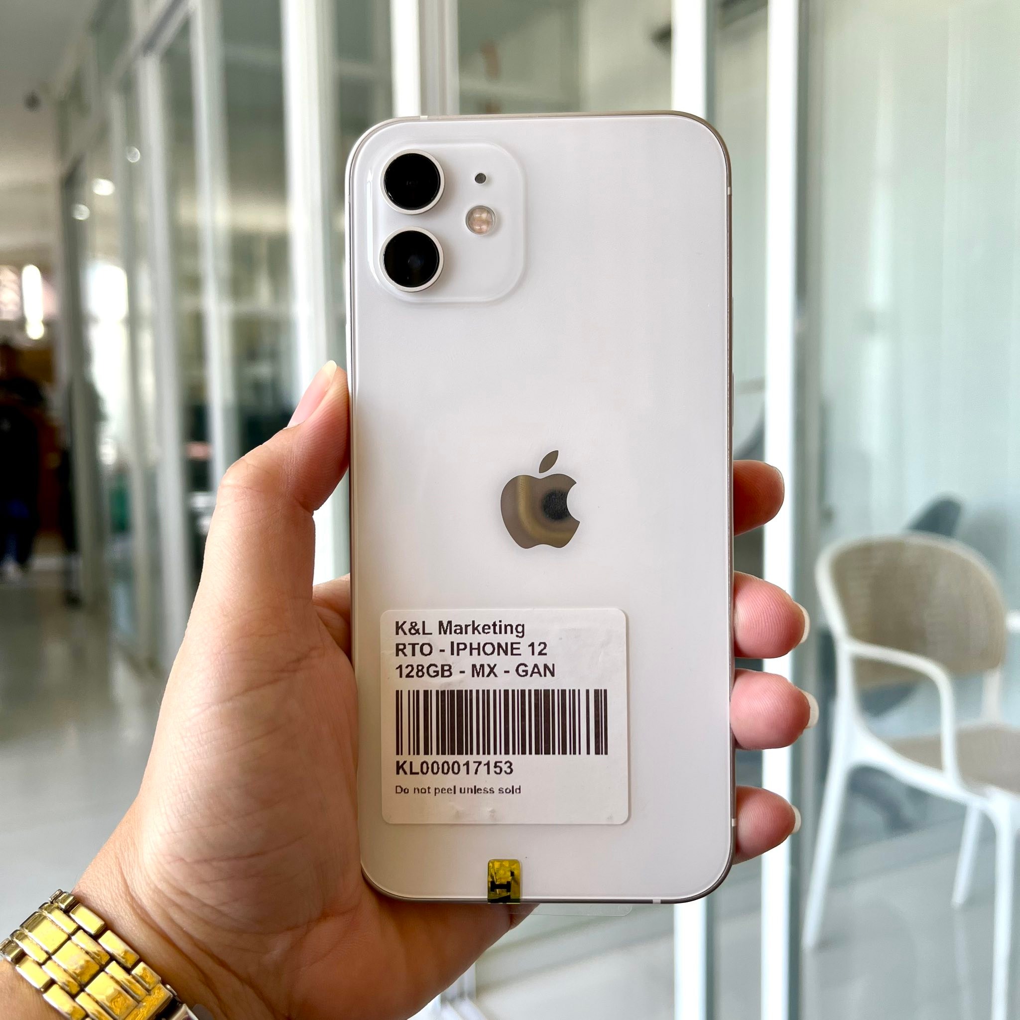 Get the iPhone 12 128gb through Rent-To-Own for only ₱4,500 DP 