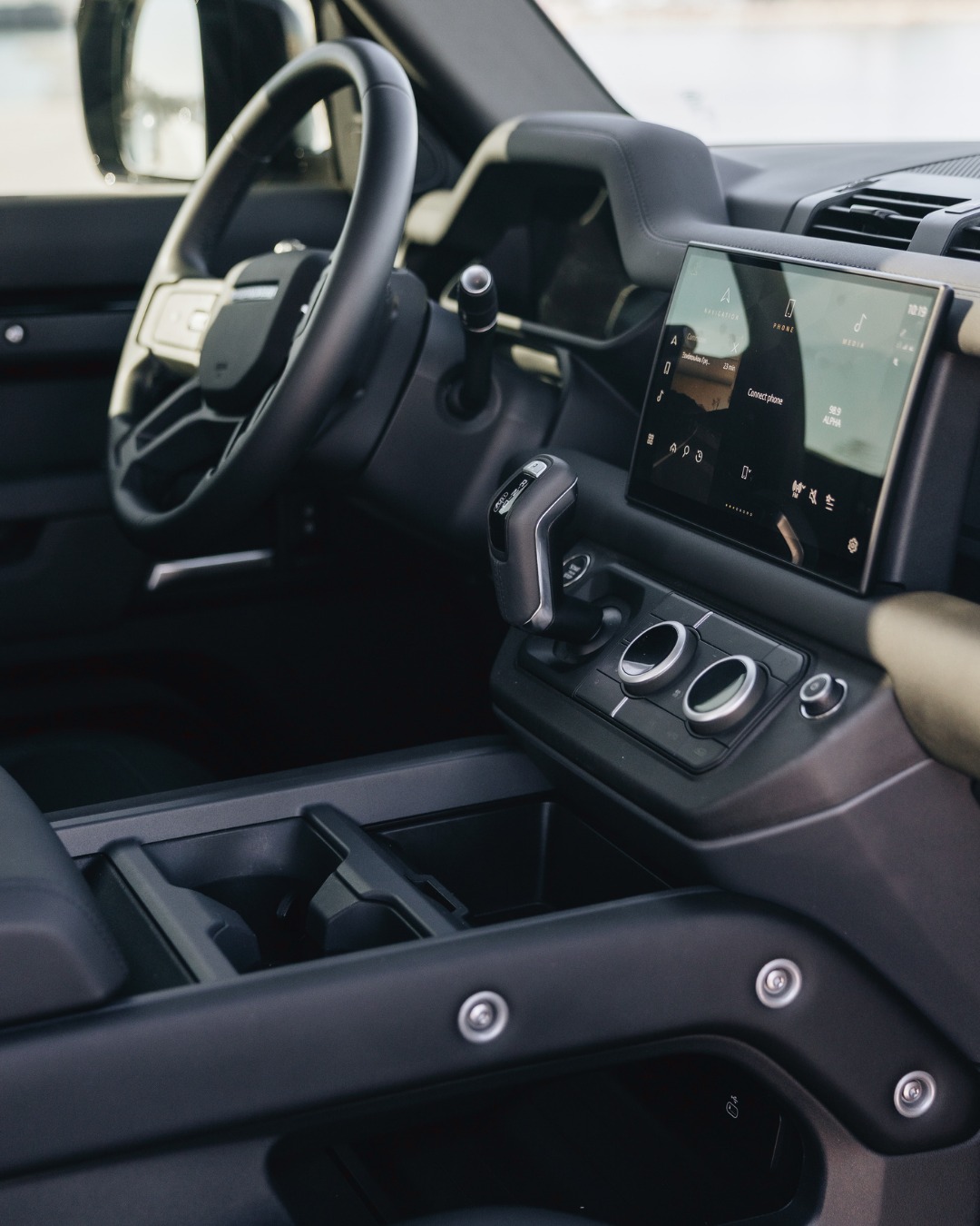 Premium - Inside the Land Rover Defender, luxury takes on a new ...