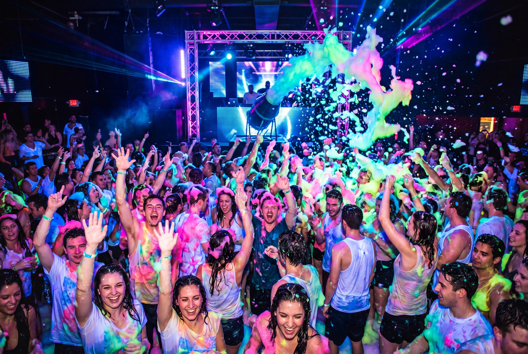 💦Down to Foam Presents💦 Euphoria 3 Neon Foam and Body Paint Party 🎊 Europe Nightclub (Friday 07/24) 🎵No dress code beach attire welcomed 🔮Glow in the dark Foam & Paint (FREE) Body-Paint